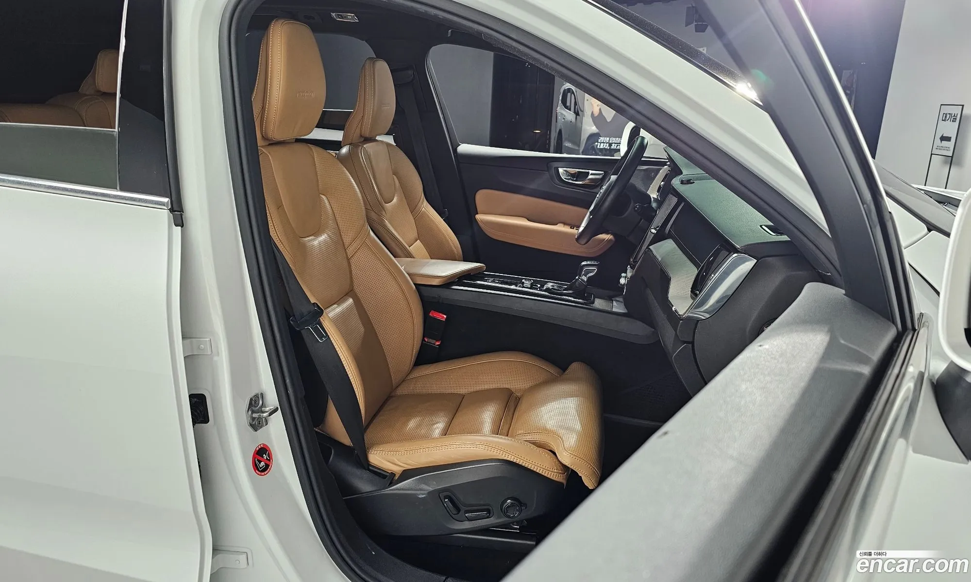 Volvo XC60 2018 — 5