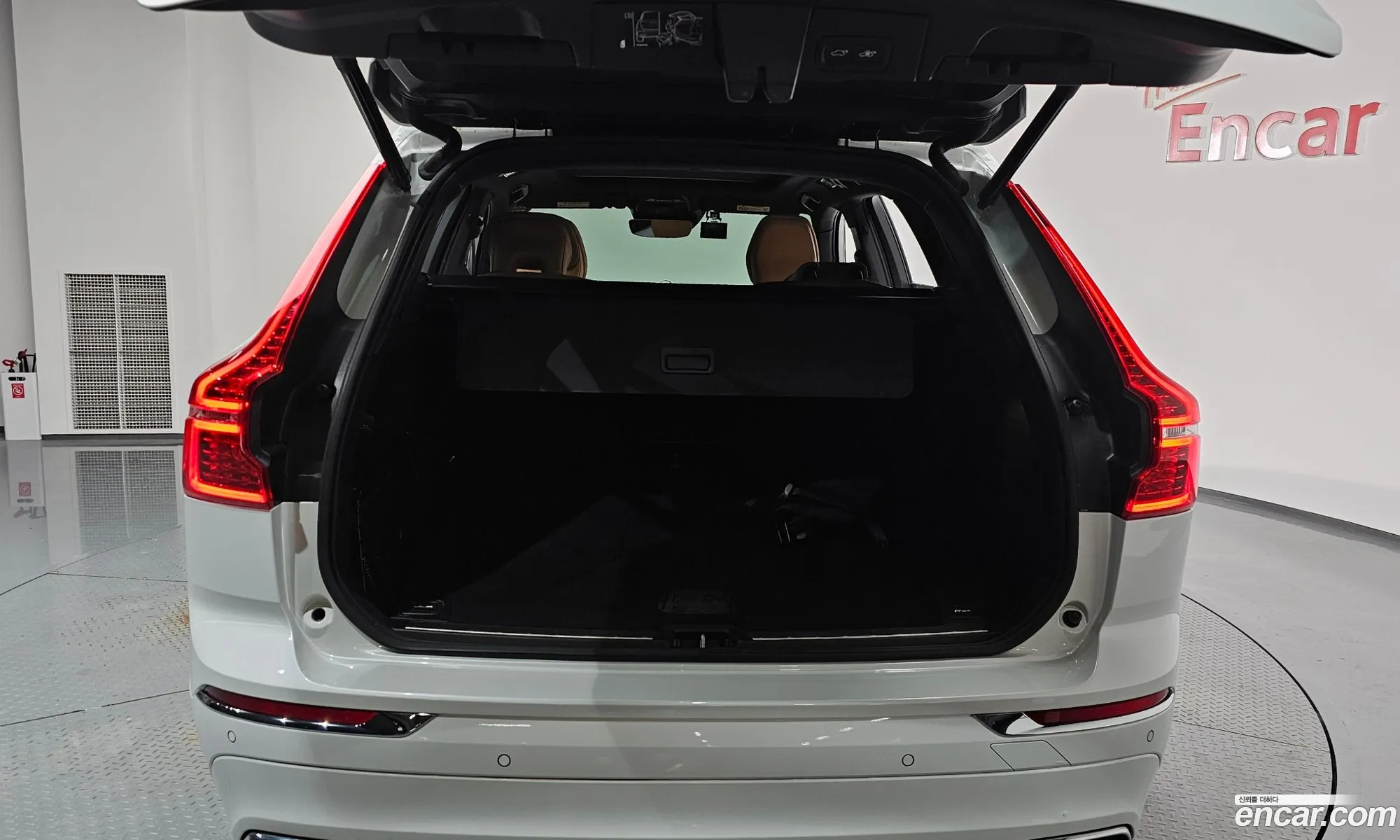Volvo XC60 2018 — 15