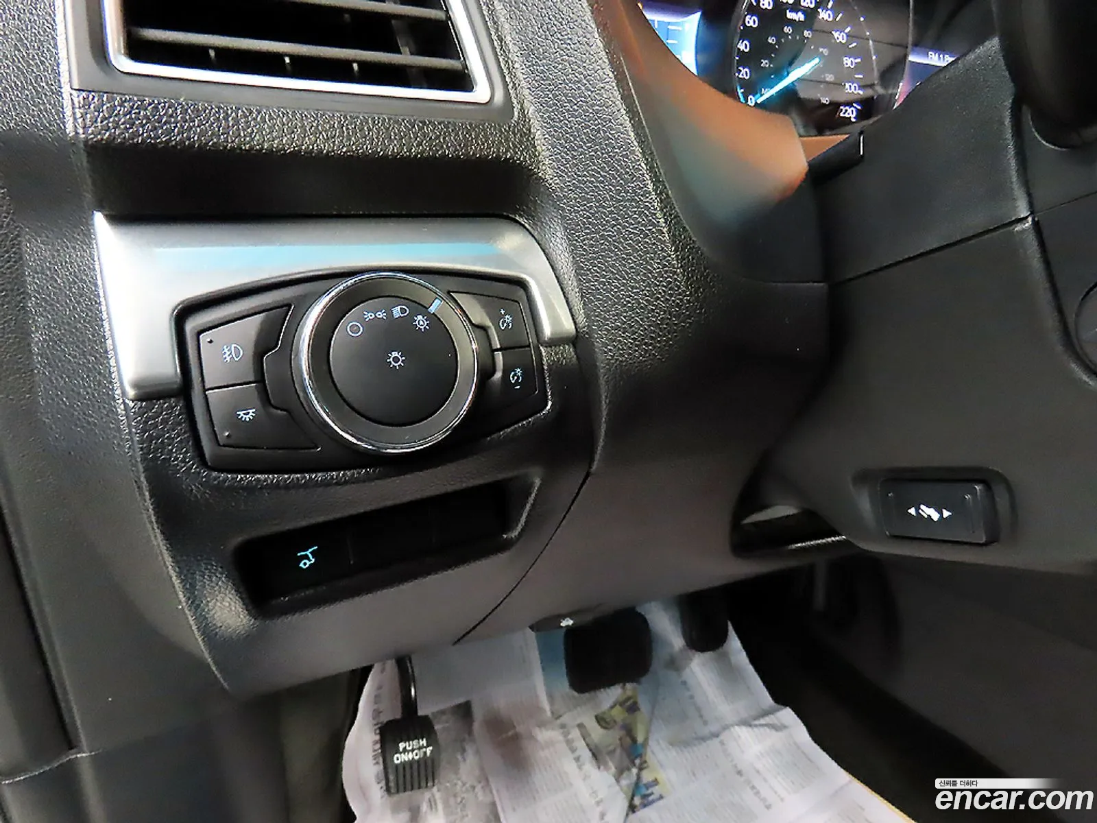 Ford Explorer 2016 — 13
