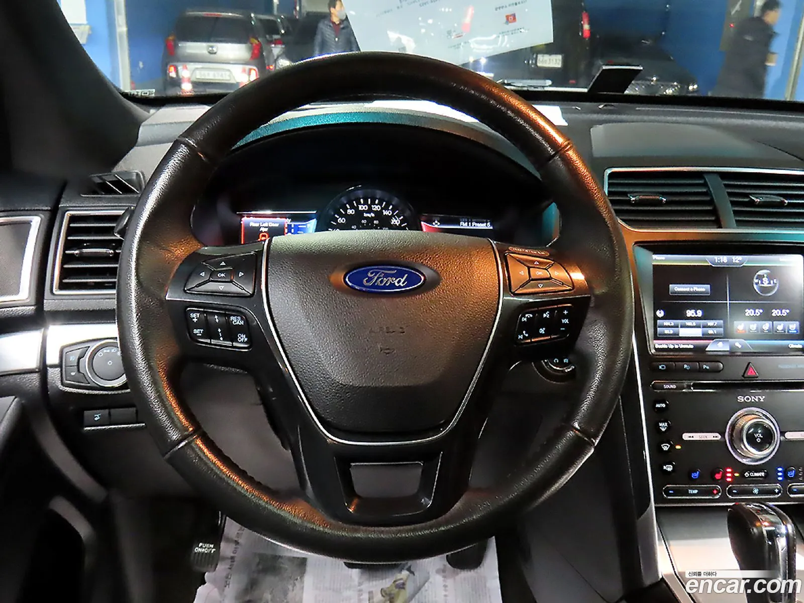 Ford Explorer 2016 — 2