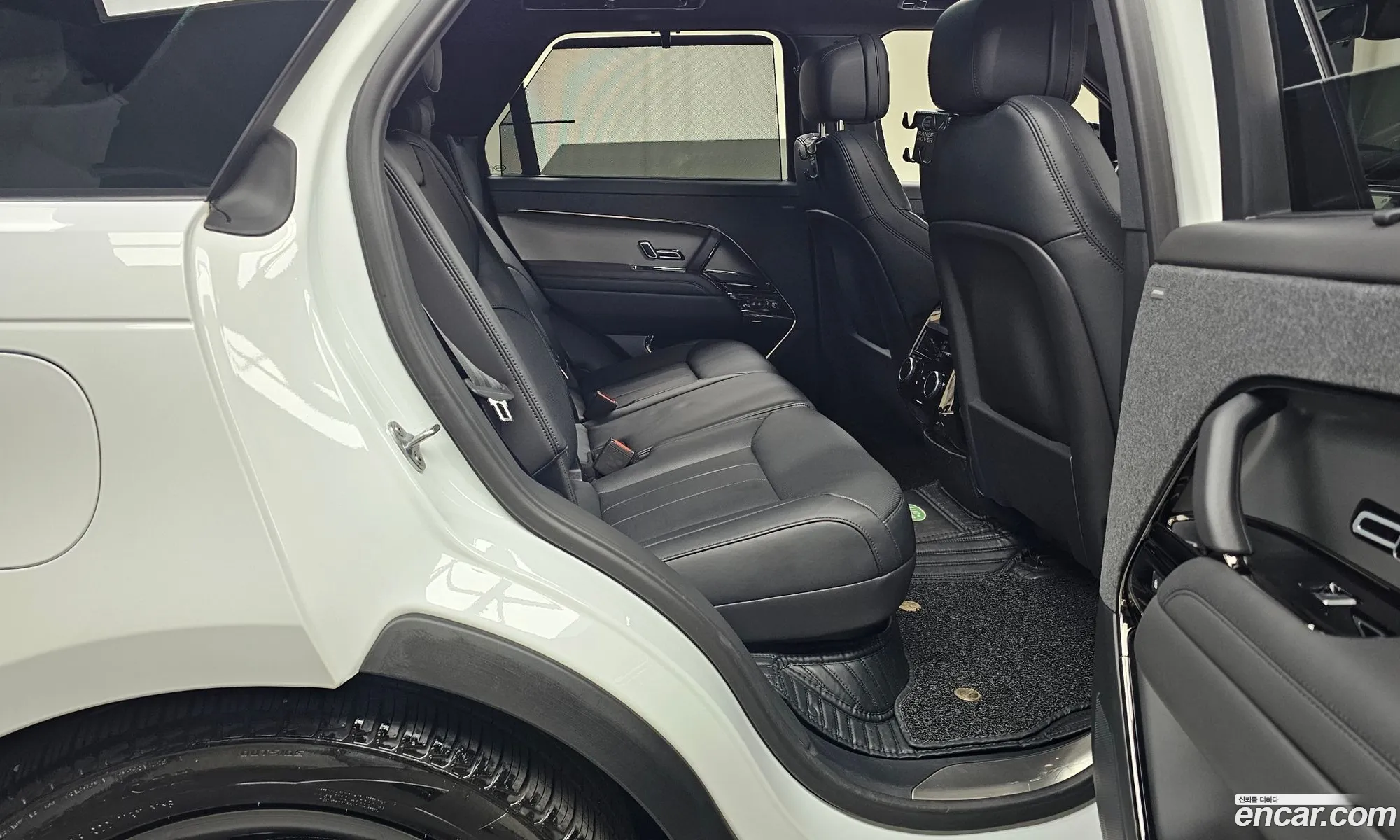 Land Rover Range Rover Sport 2023 — 10