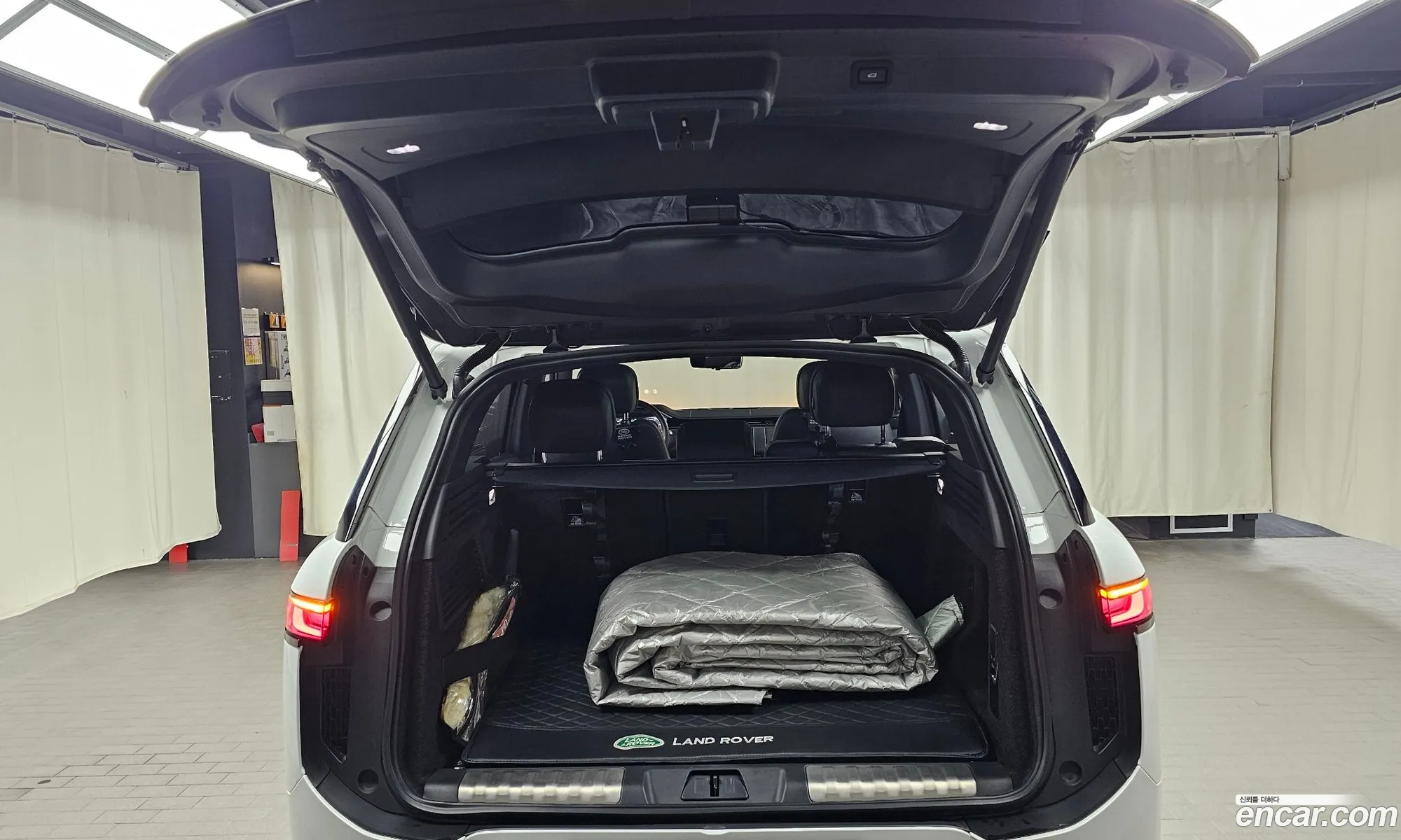 Land Rover Range Rover Sport 2023 — 13