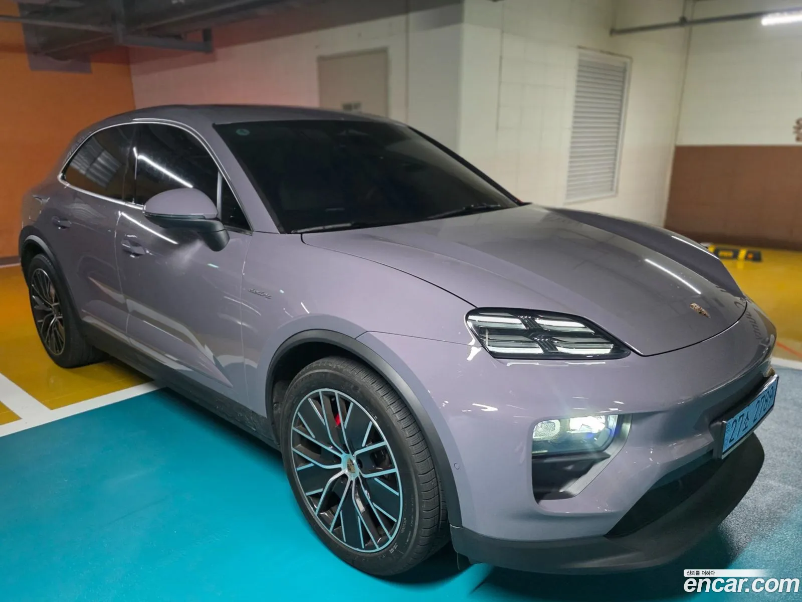 Porsche Macan EV 2025 — 5