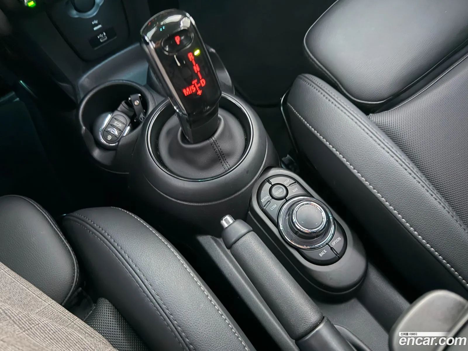 Mini Cooper S 2022 — 5