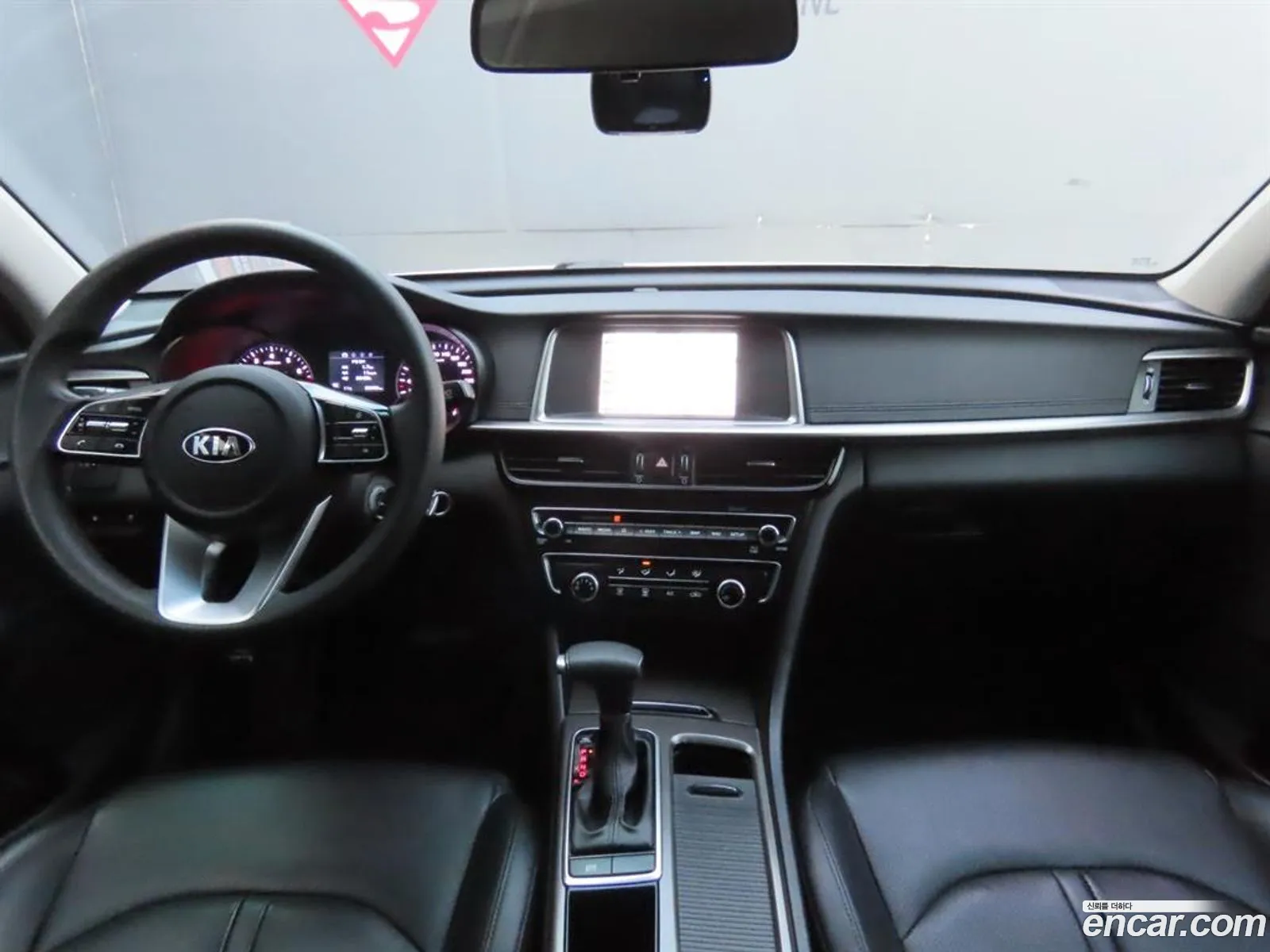 Kia K5 2018 — 19