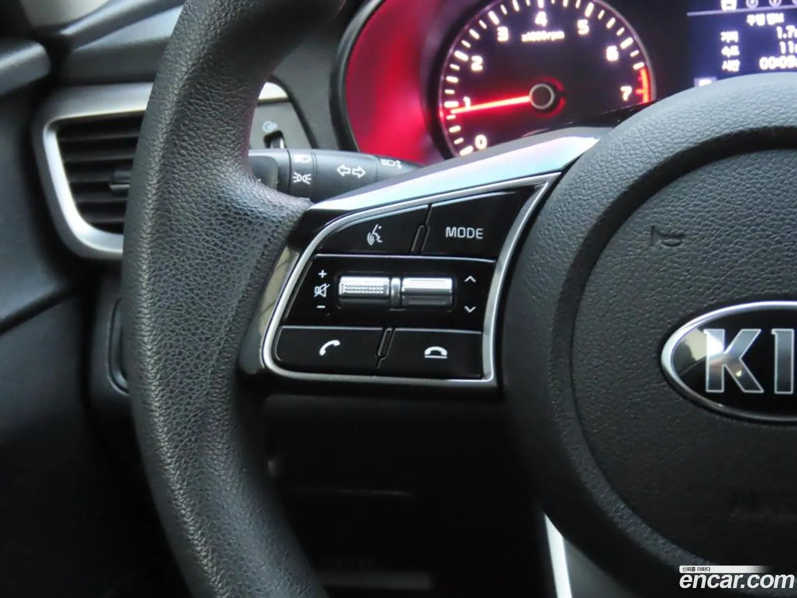 Kia K5 2018 — 8