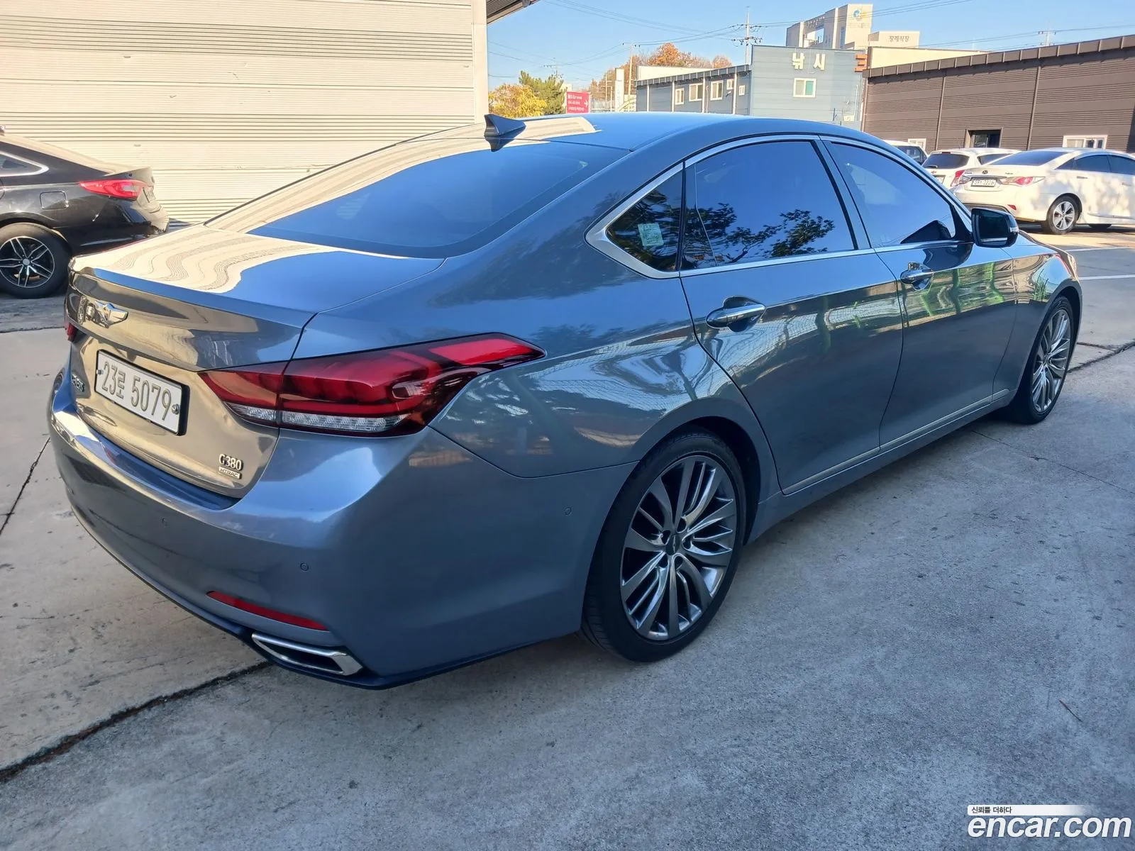 Hyundai Genesis DH 2014 — 13