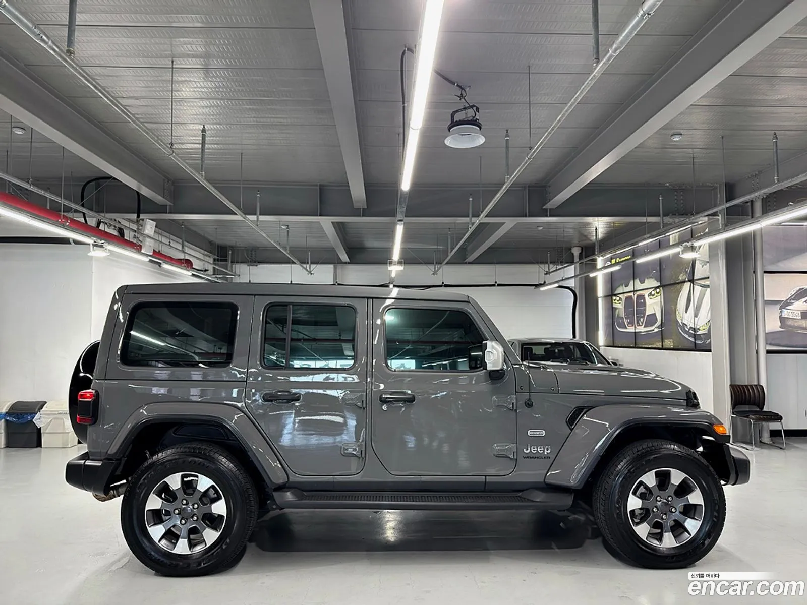 Jeep Wrangler 2023 — 20