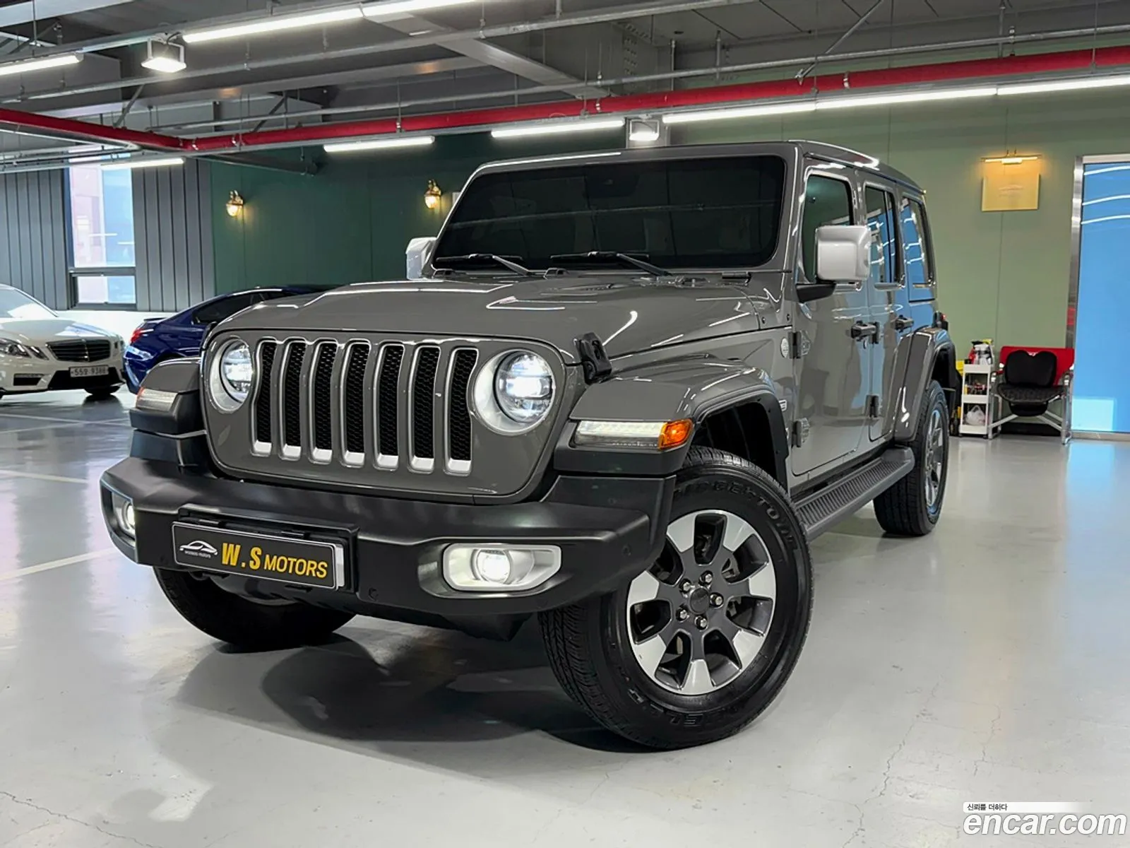 Jeep Wrangler 2023 — 18
