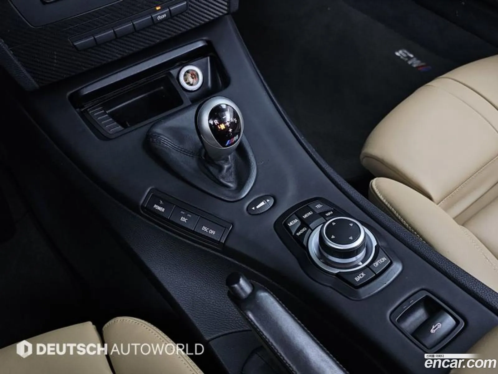 BMW M3 2011 — 16