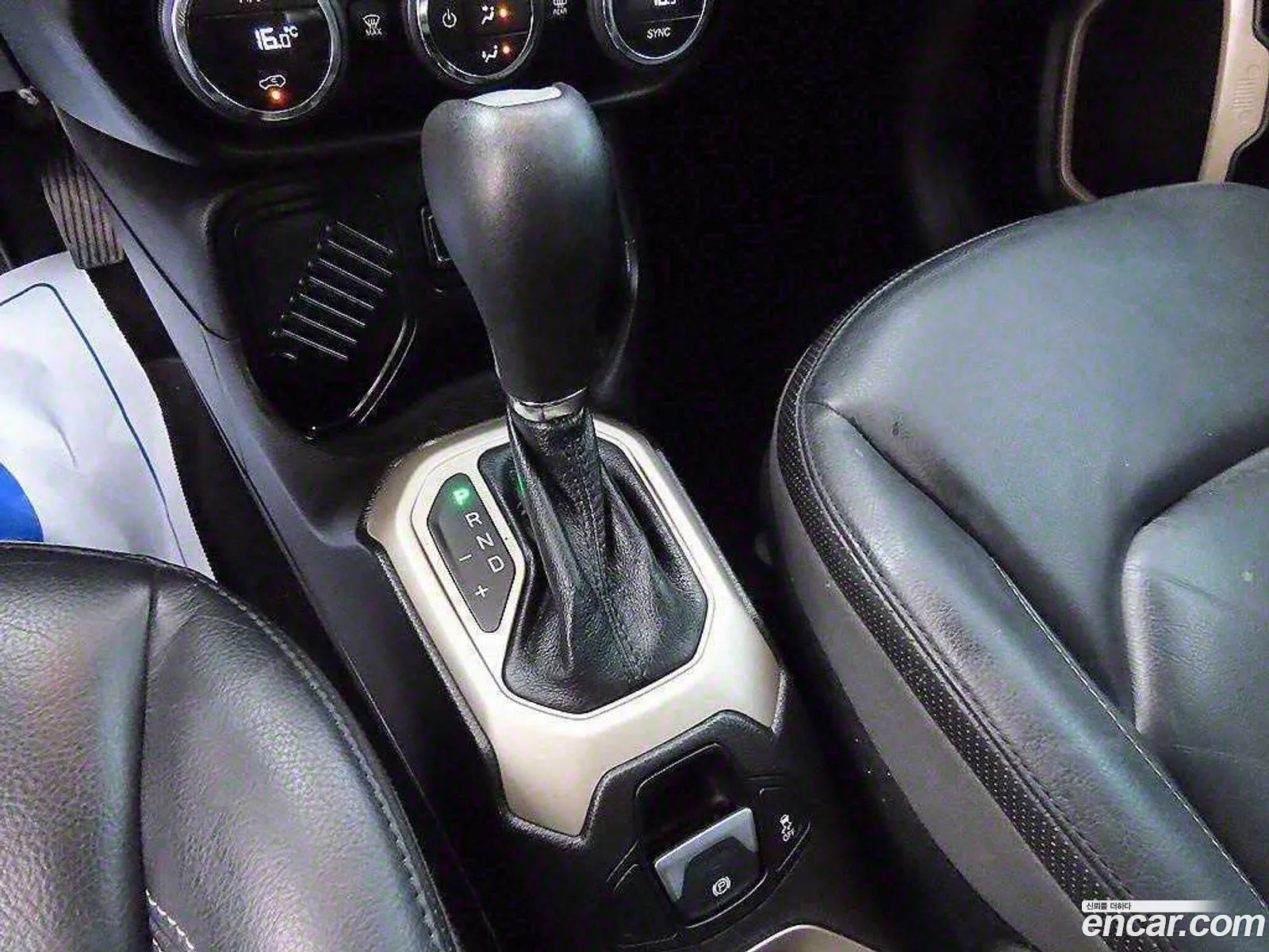 Jeep Renegade 2017 — 11