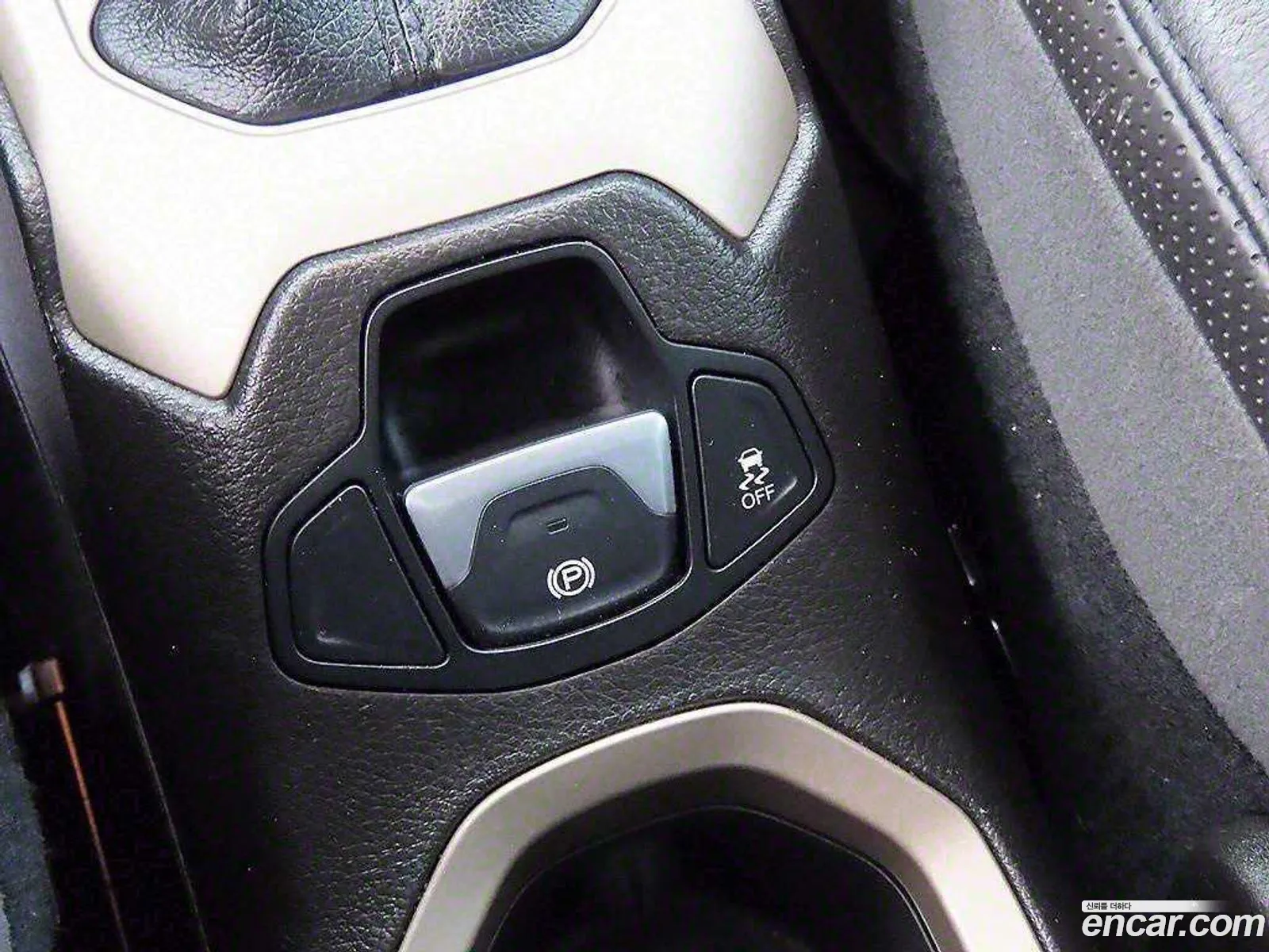Jeep Renegade 2017 — 18