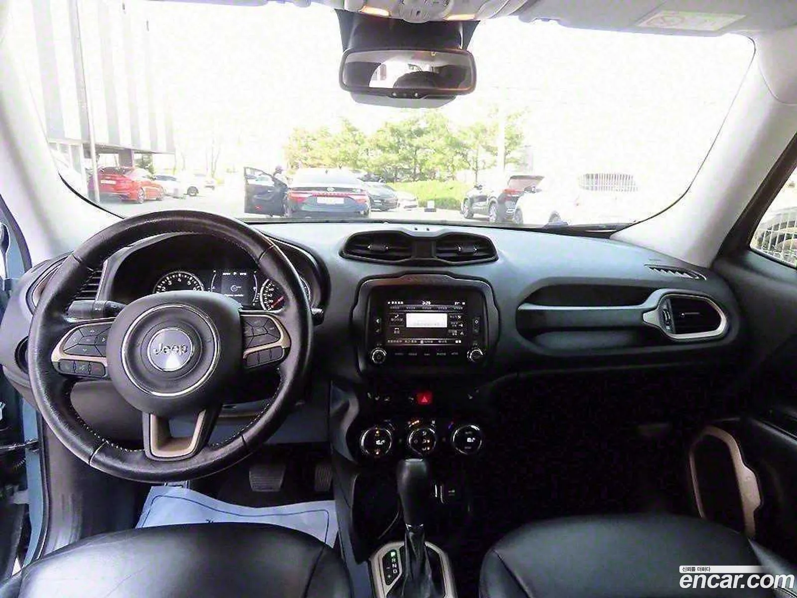 Jeep Renegade 2017 — 2
