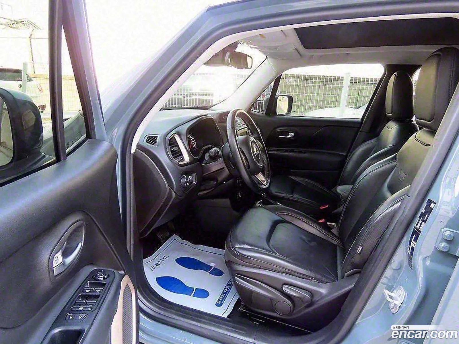 Jeep Renegade 2017 — 8