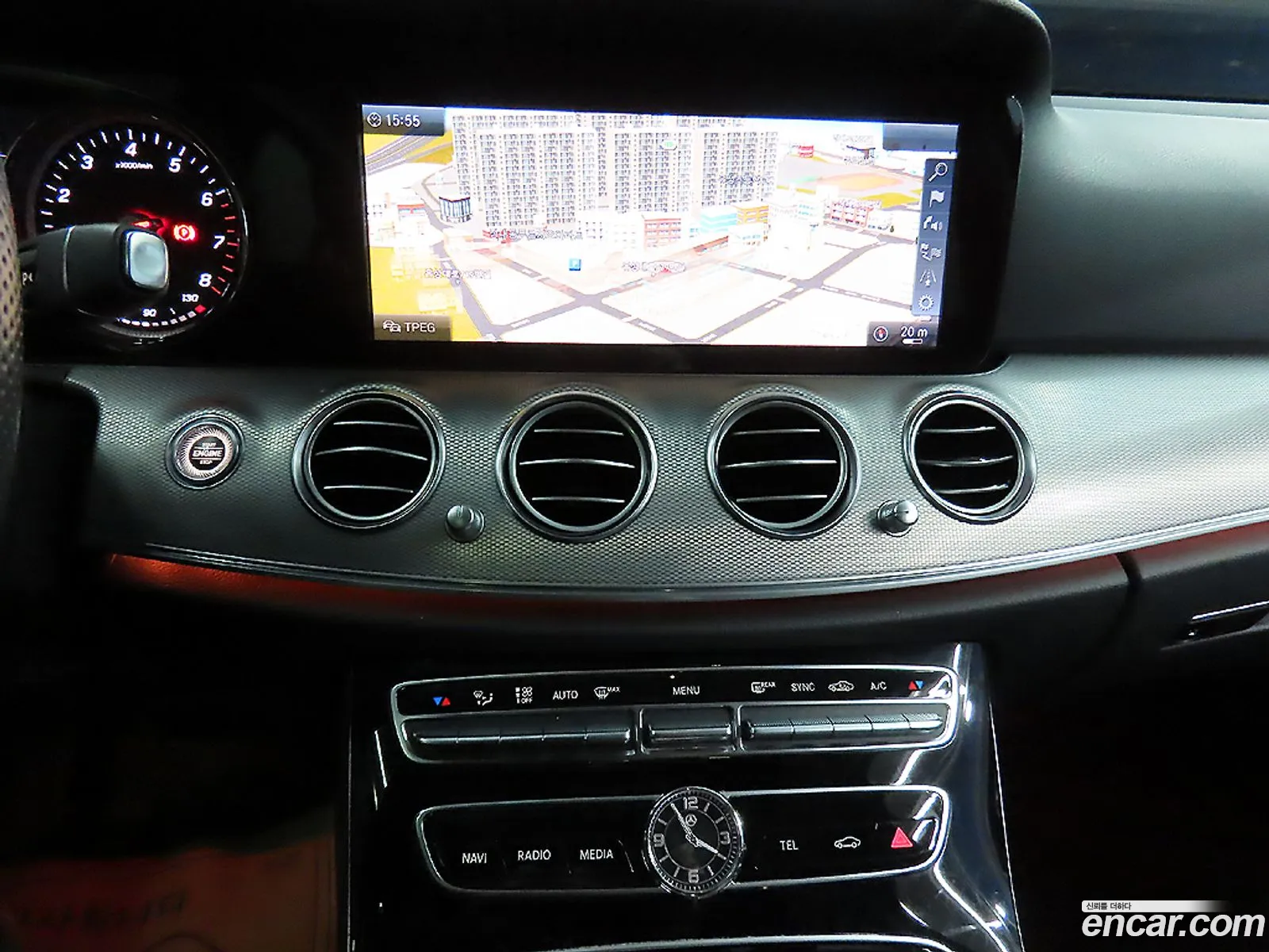 Mercedes-Benz E-Class W213 2016 — 16