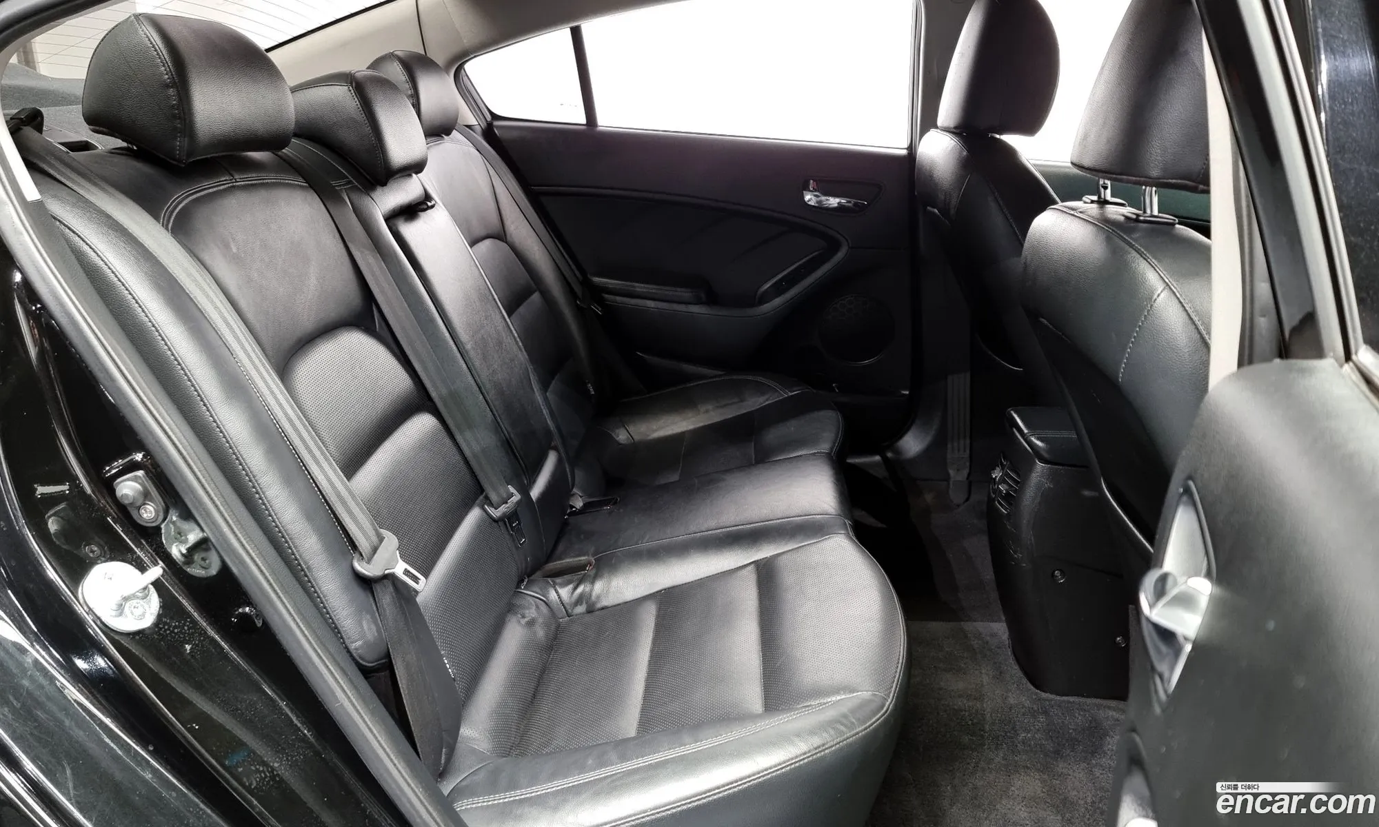 Kia K3 2013 — 9