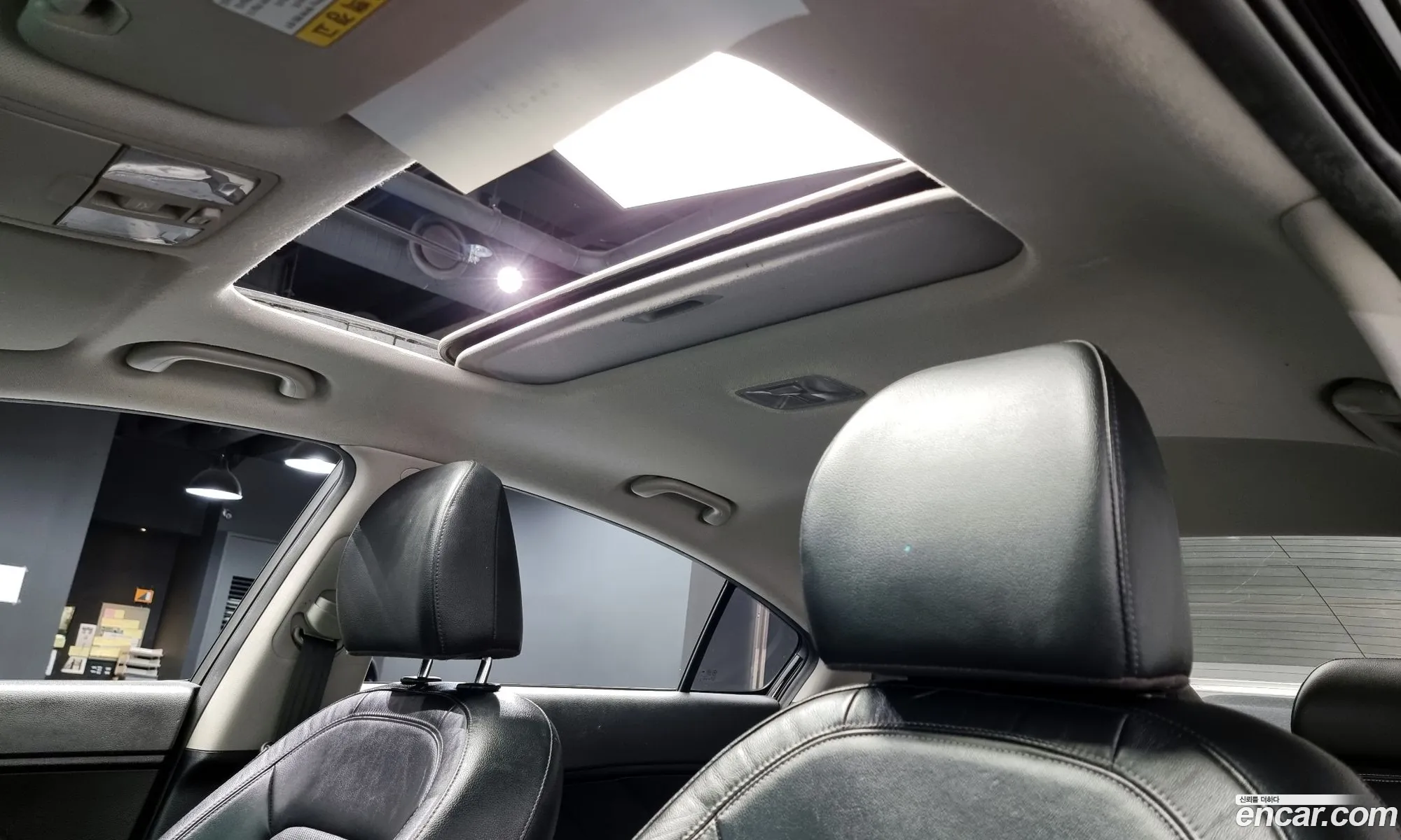 Kia K3 2013 — 17