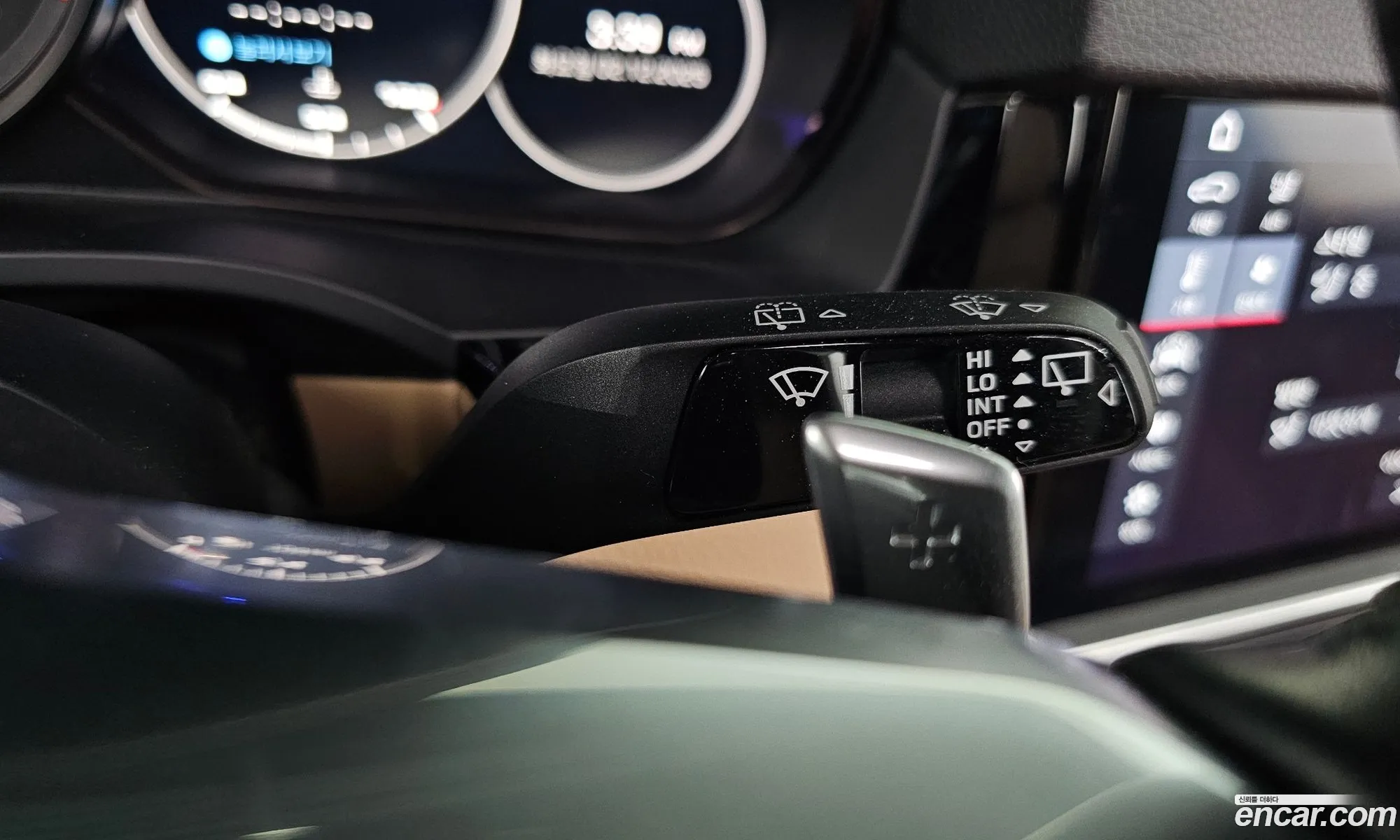 Porsche Cayenne 2019 WP1AA29Y7KDA38048 — 16