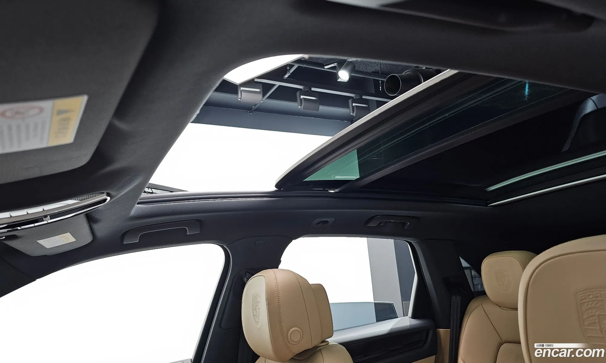 Porsche Cayenne 2019 WP1AA29Y7KDA38048 — 18