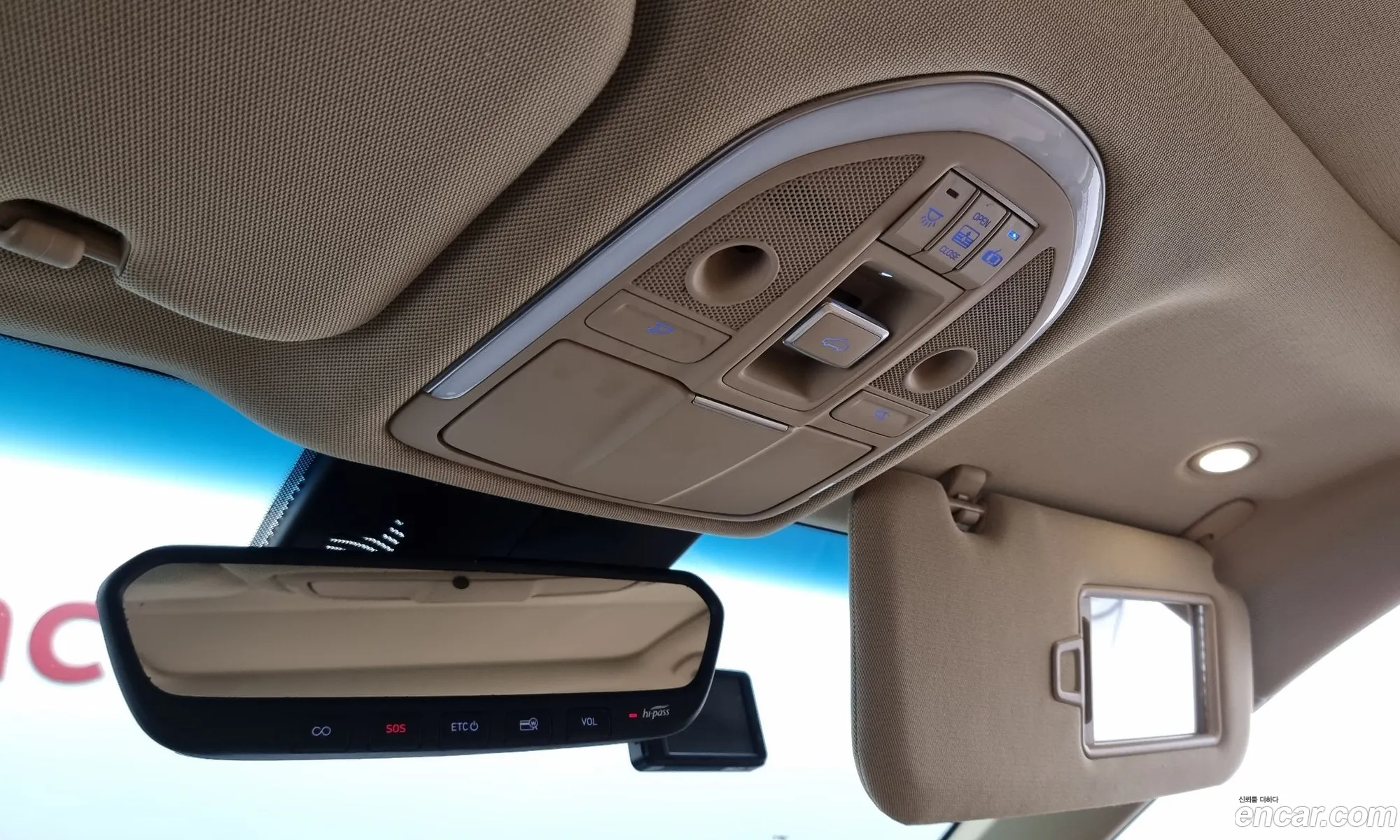 Genesis G80 2019 KMHGL41DDLU339948 — 12
