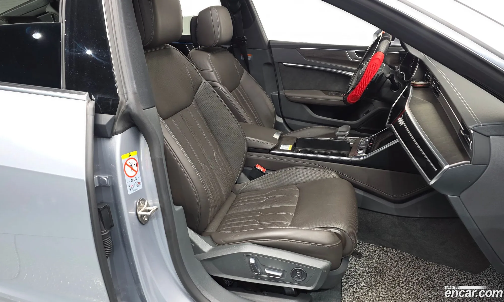 Audi A7 2020 WAUZZZF27LN084350 — 9