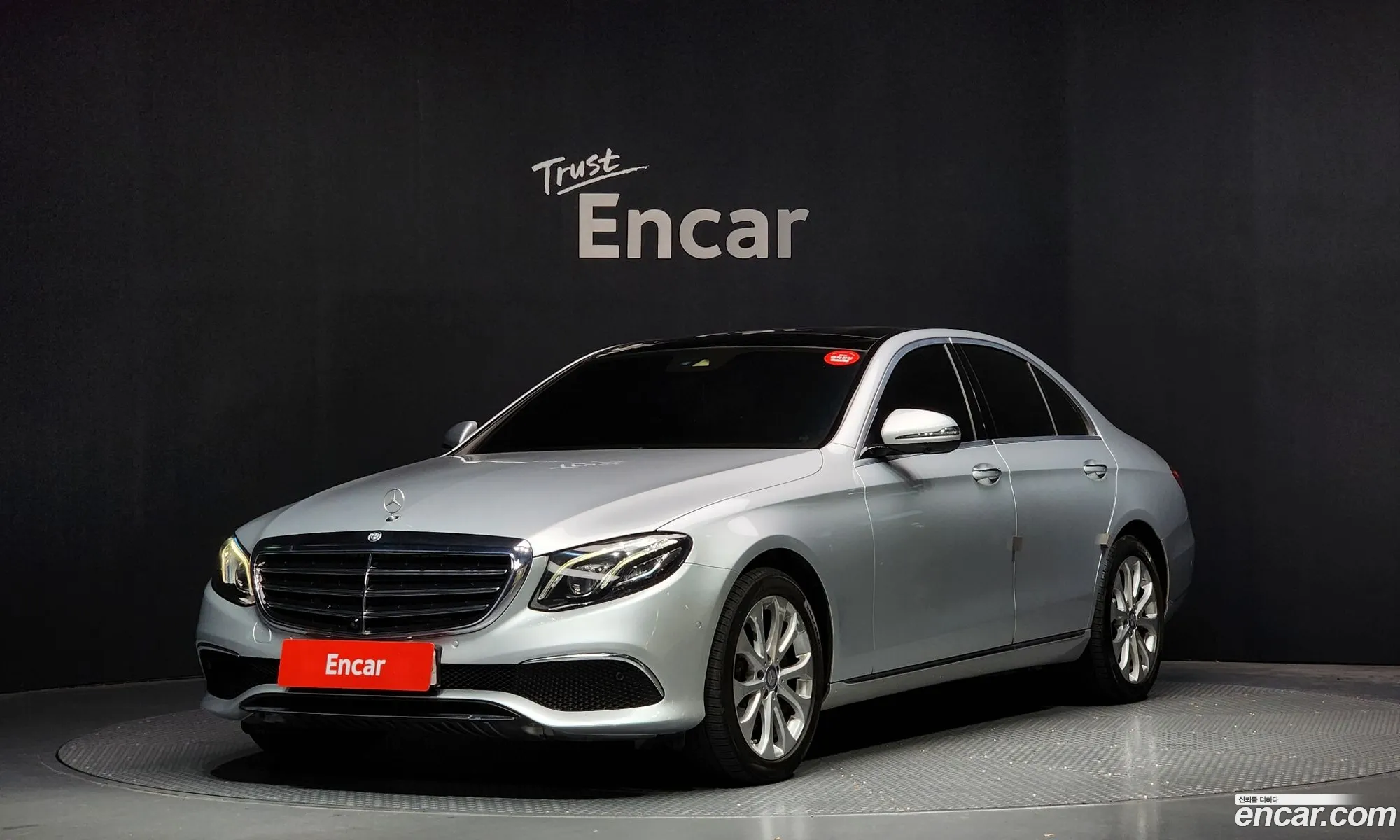 Mercedes-Benz E-Class W213 2016 — 6