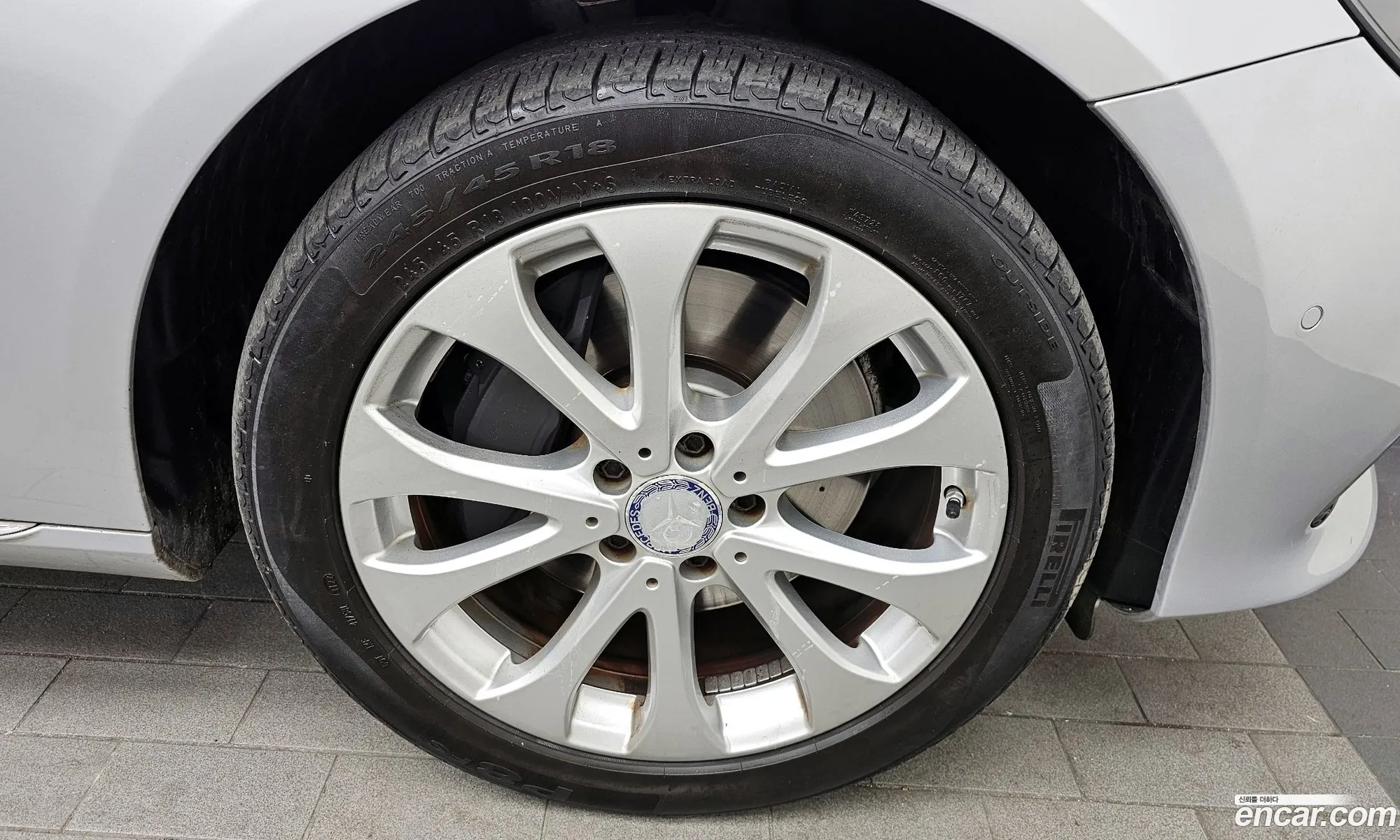Mercedes-Benz E-Class W213 2016 — 10