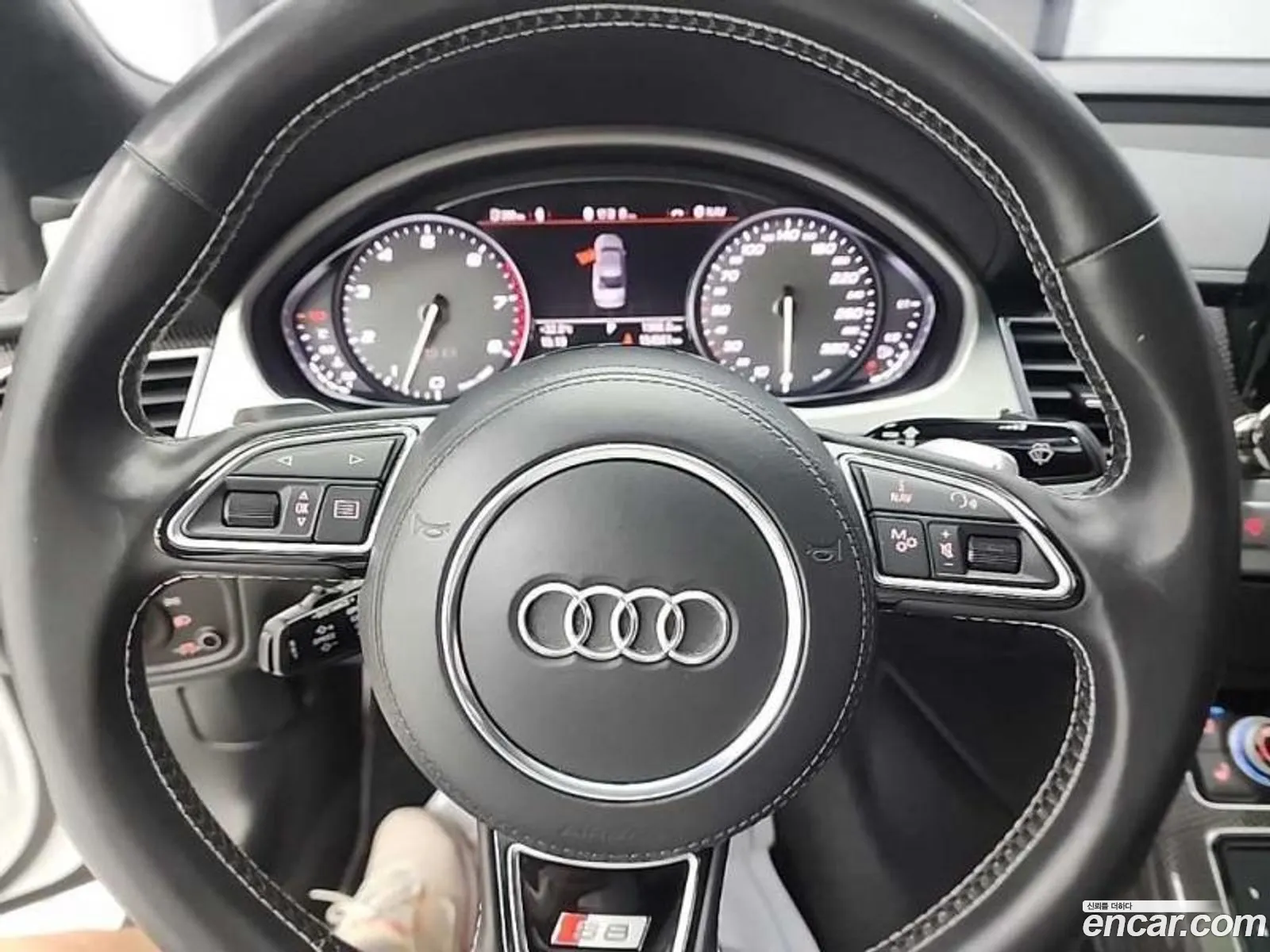 Audi S8 2013 — 16