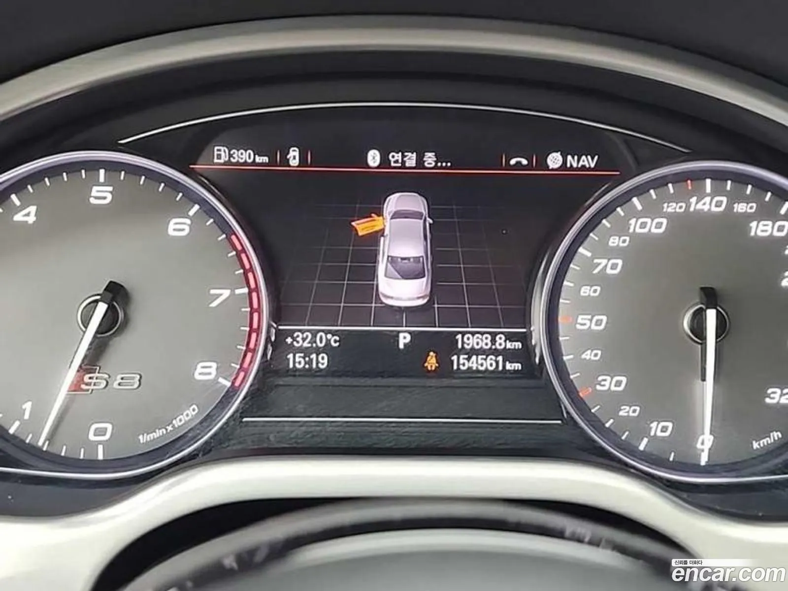 Audi S8 2013 — 11