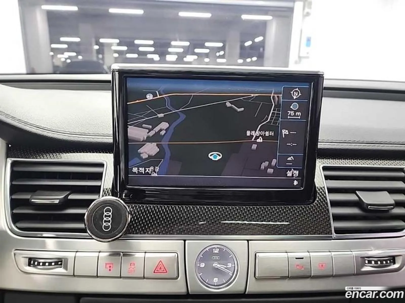 Audi S8 2013 — 3