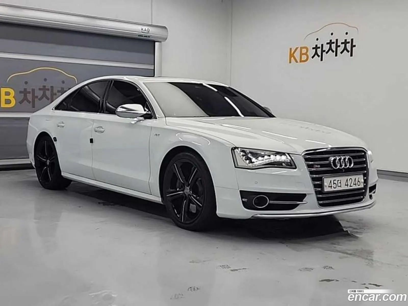 Audi S8