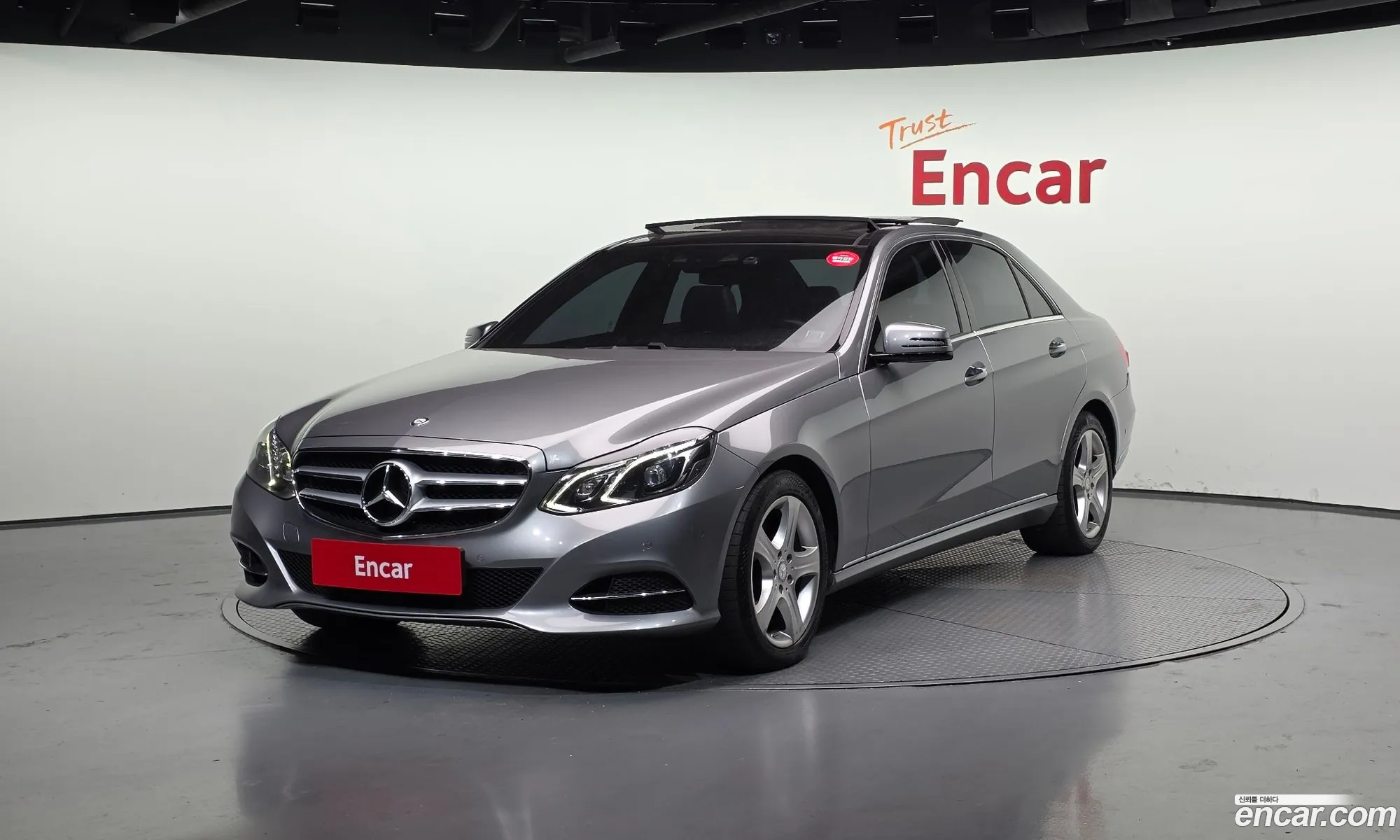 Mercedes-Benz E-Class W212 2014 WDDHF8CBXEB062908 — 13