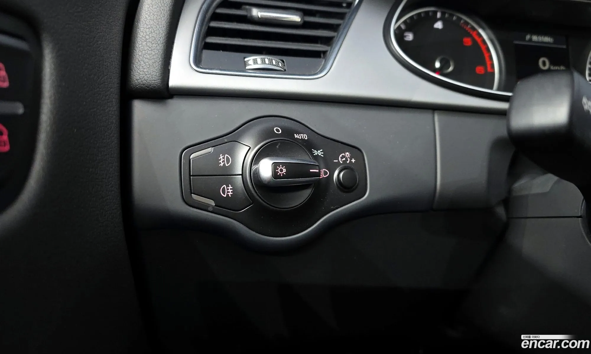 Audi A4 2015 WAUZZZ8K0FA085963 — 19