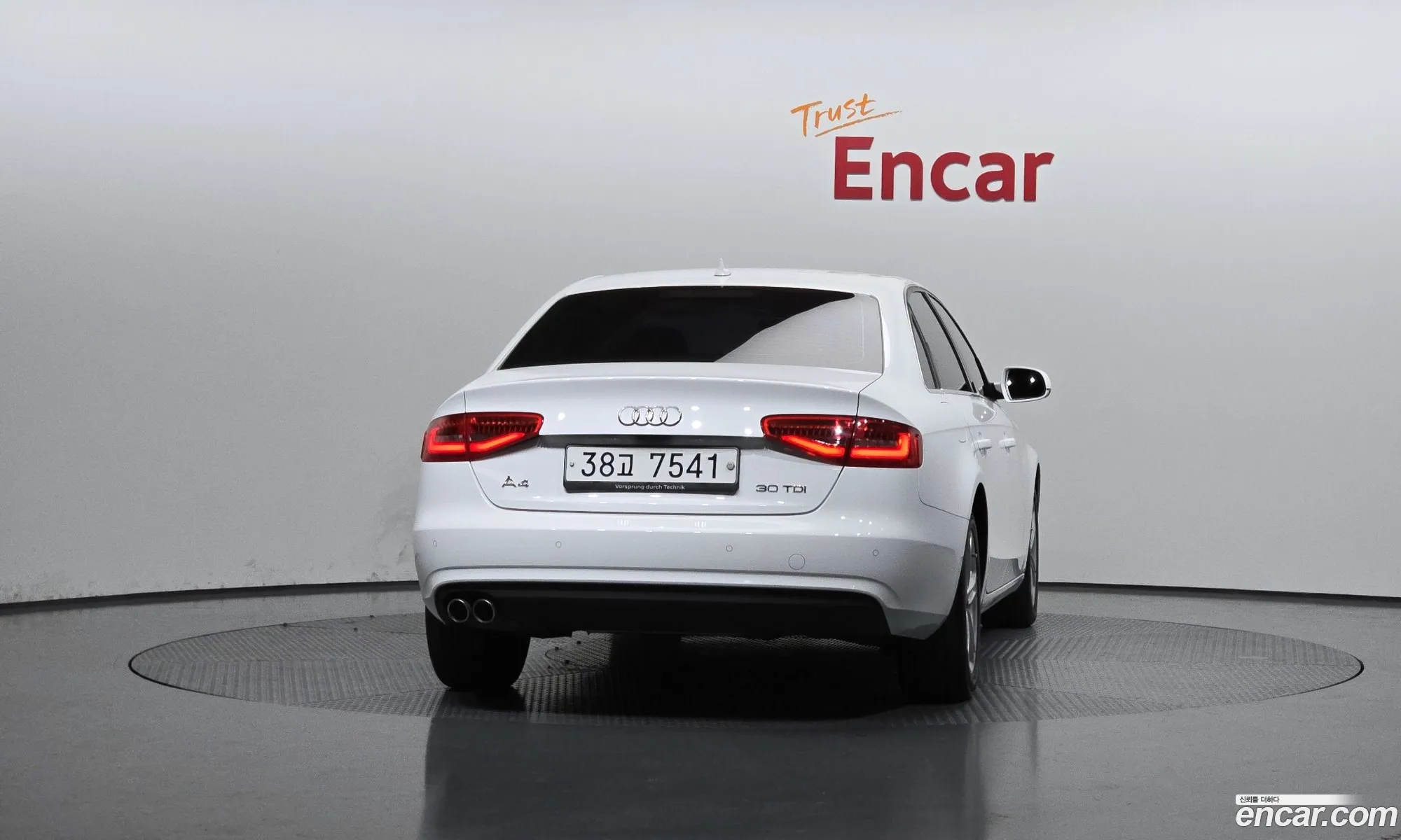 Audi A4 2015 WAUZZZ8K0FA085963 — 17