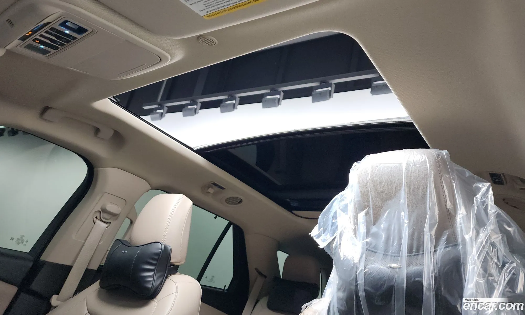 Ford Explorer 6th Gen 2022 1FMSK8FH8NGB34215 — 18