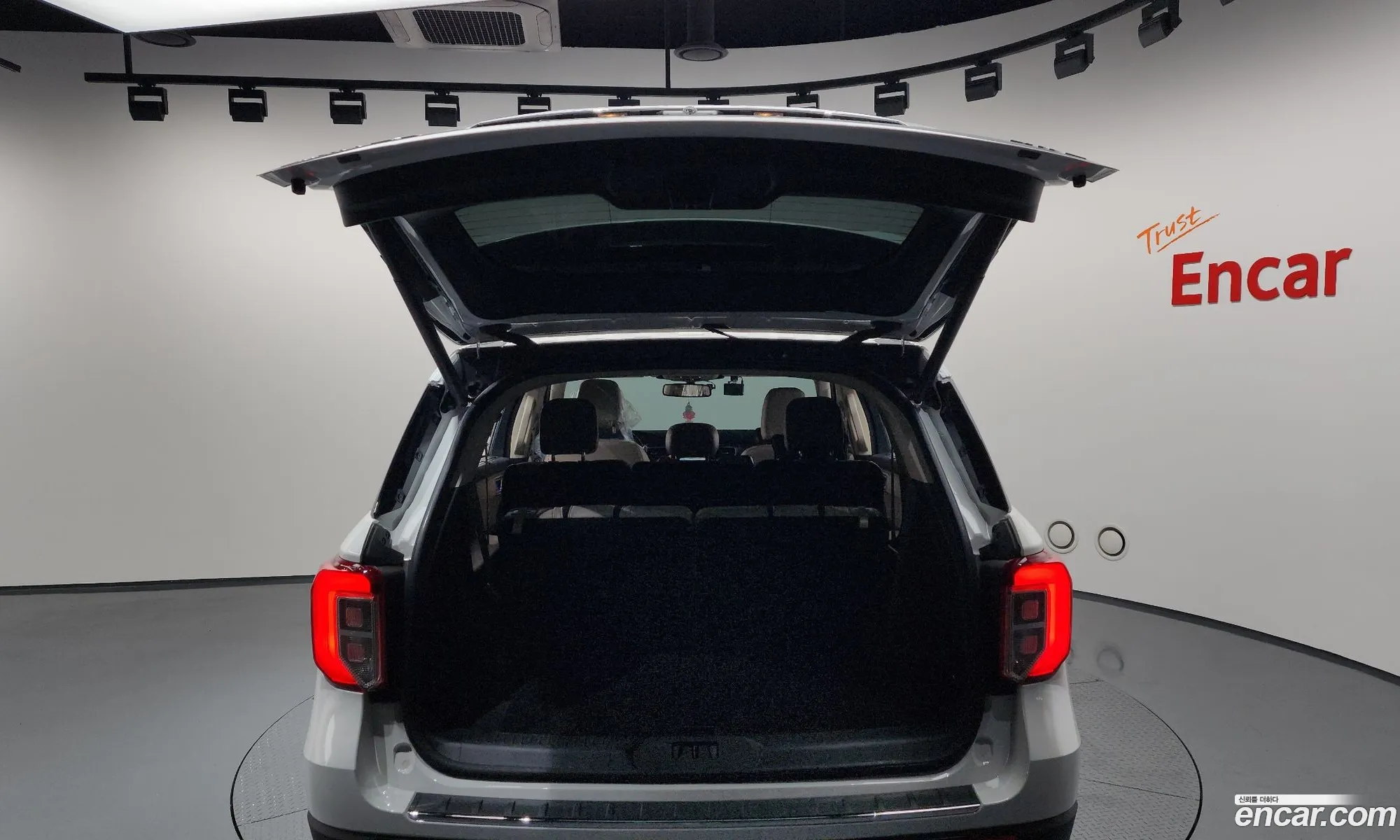 Ford Explorer 6th Gen 2022 1FMSK8FH8NGB34215 — 3
