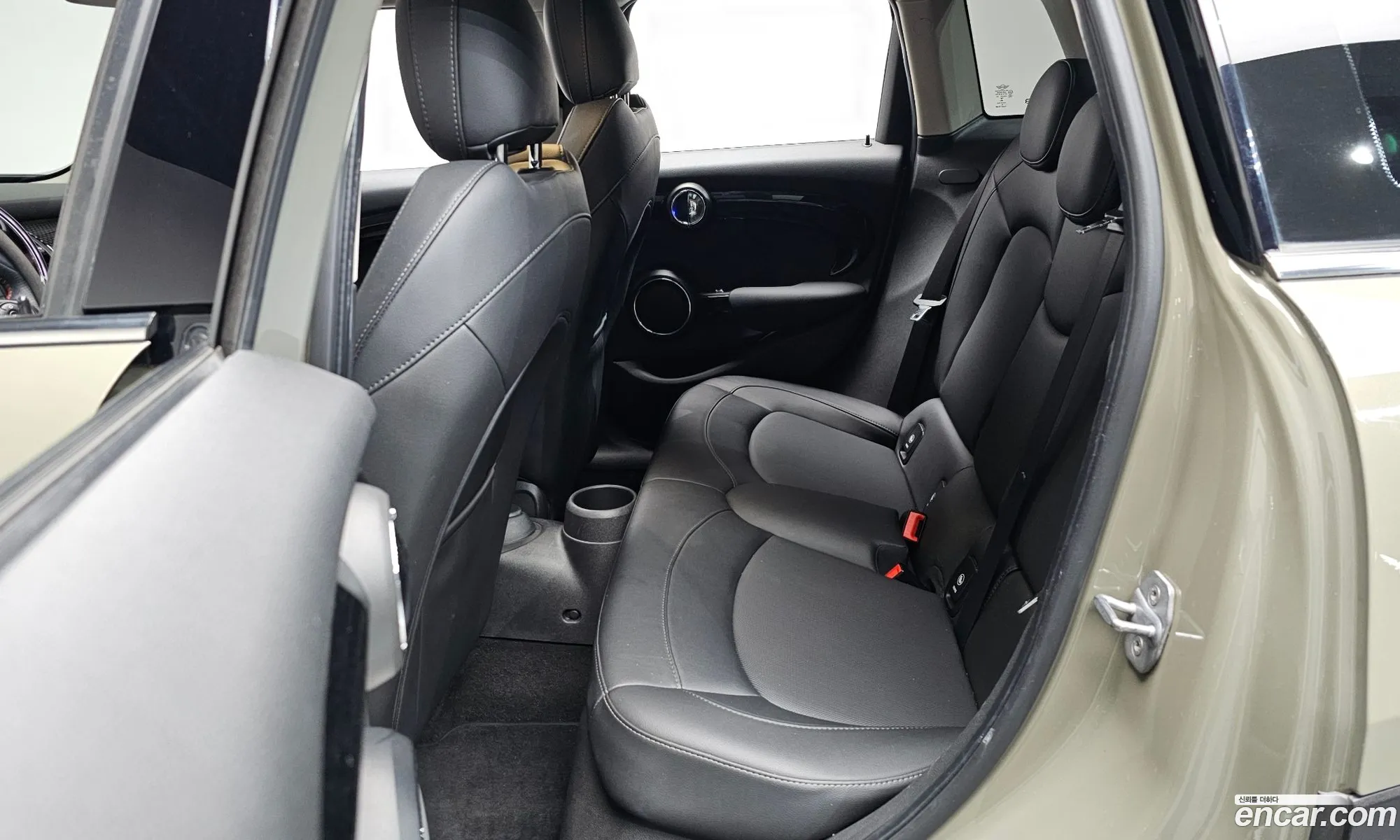 Mini Cooper S 2018 WMWXU3102K2D47033 — 3