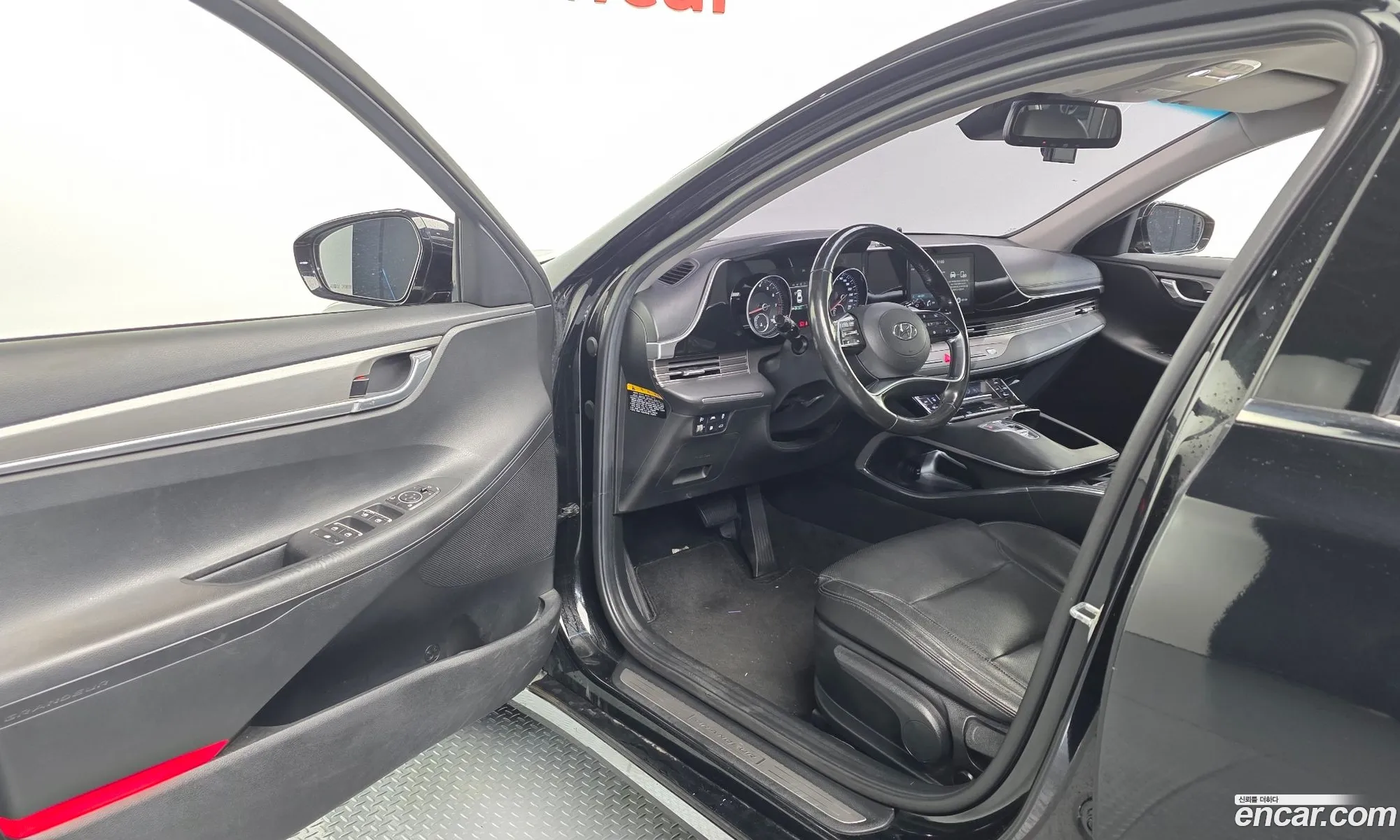 Hyundai Grandeur IG 2019 — 16