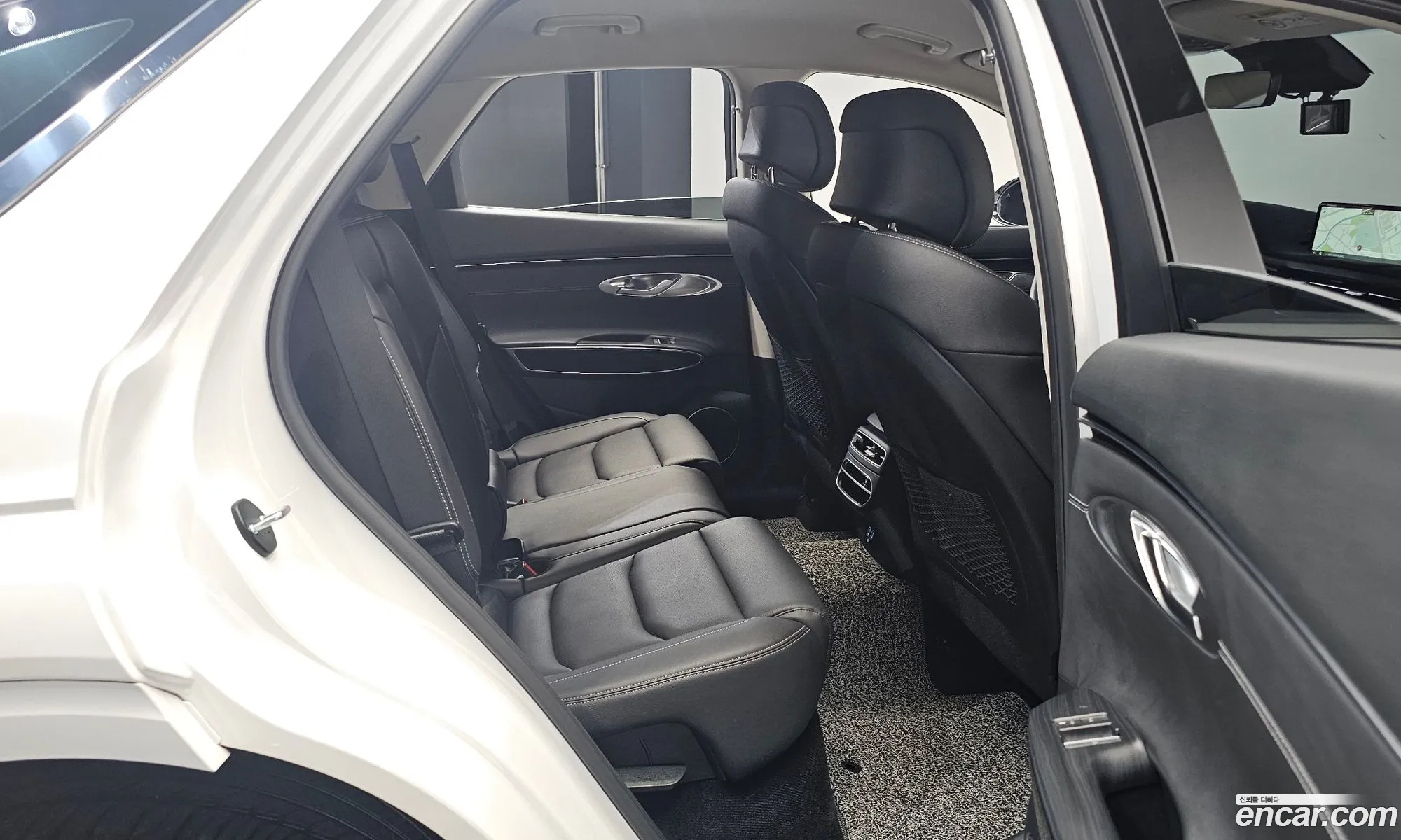 Genesis GV70 2023 — 7