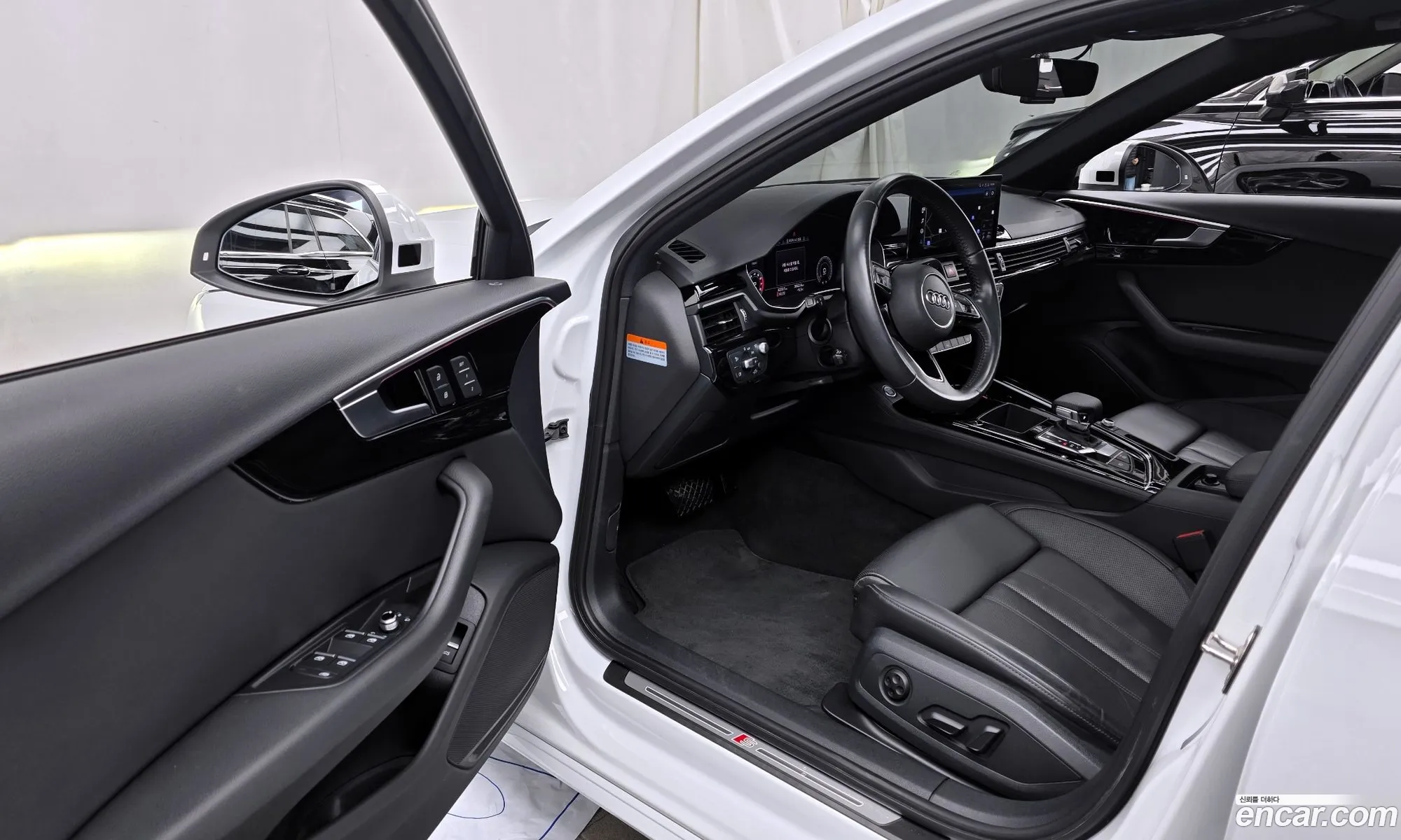 Audi A4 2020 WAUZZZF45LN009499 — 7