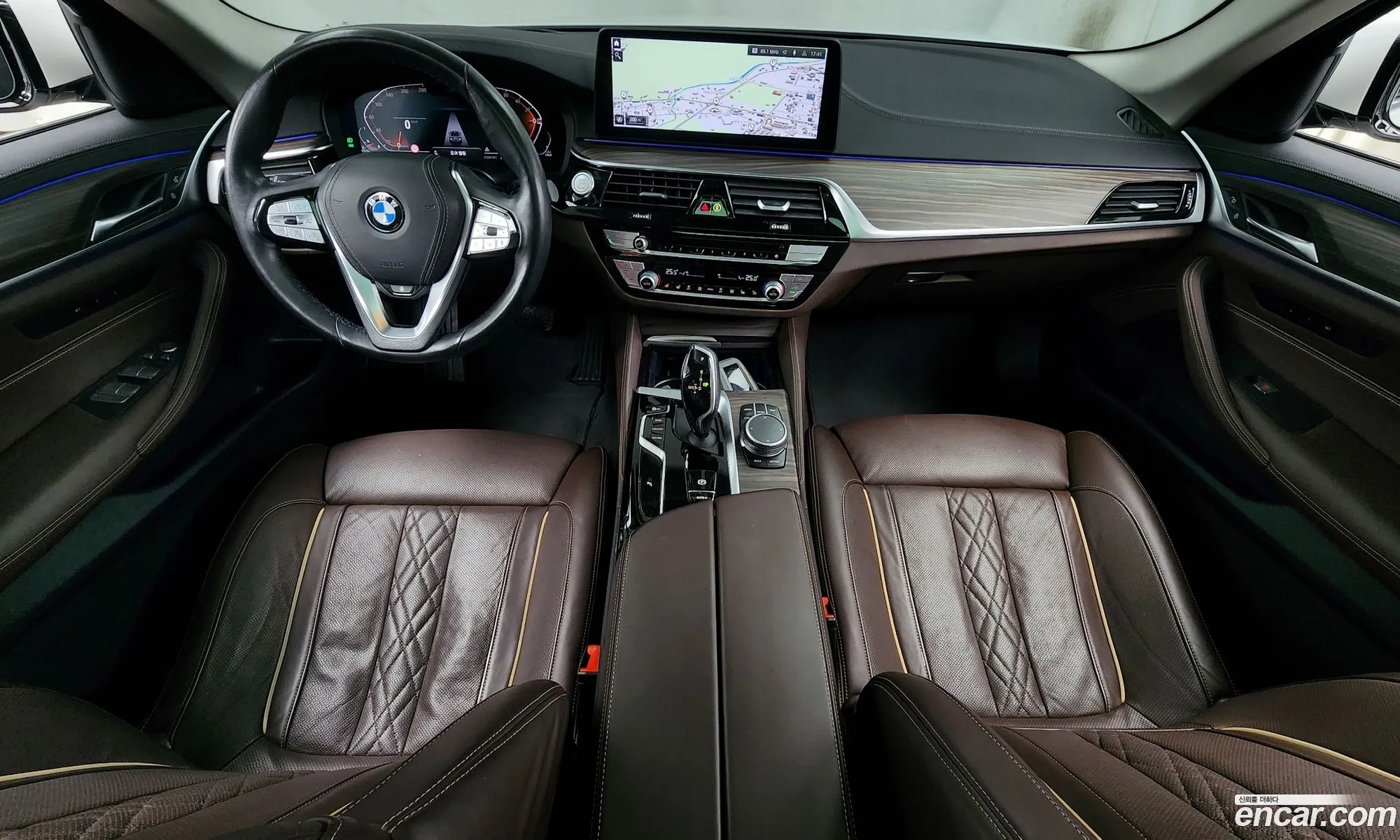 BMW 5 Series 2020 — 18