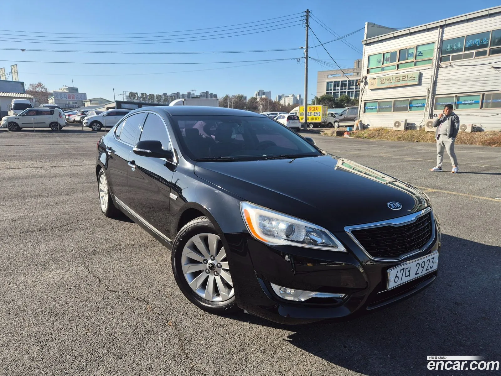 Kia K7 2010 — 17