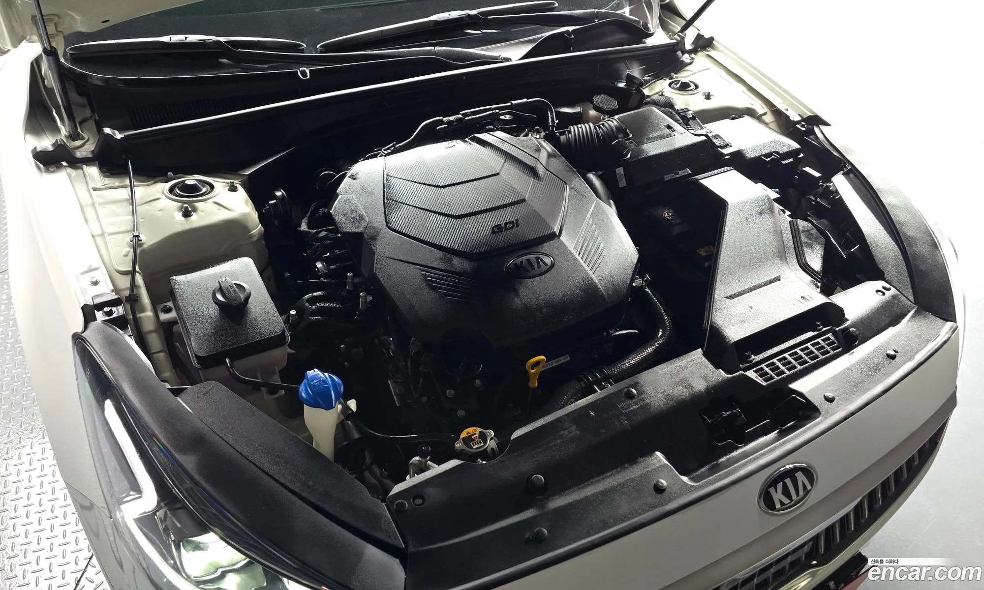 Kia K7 2017 — 8