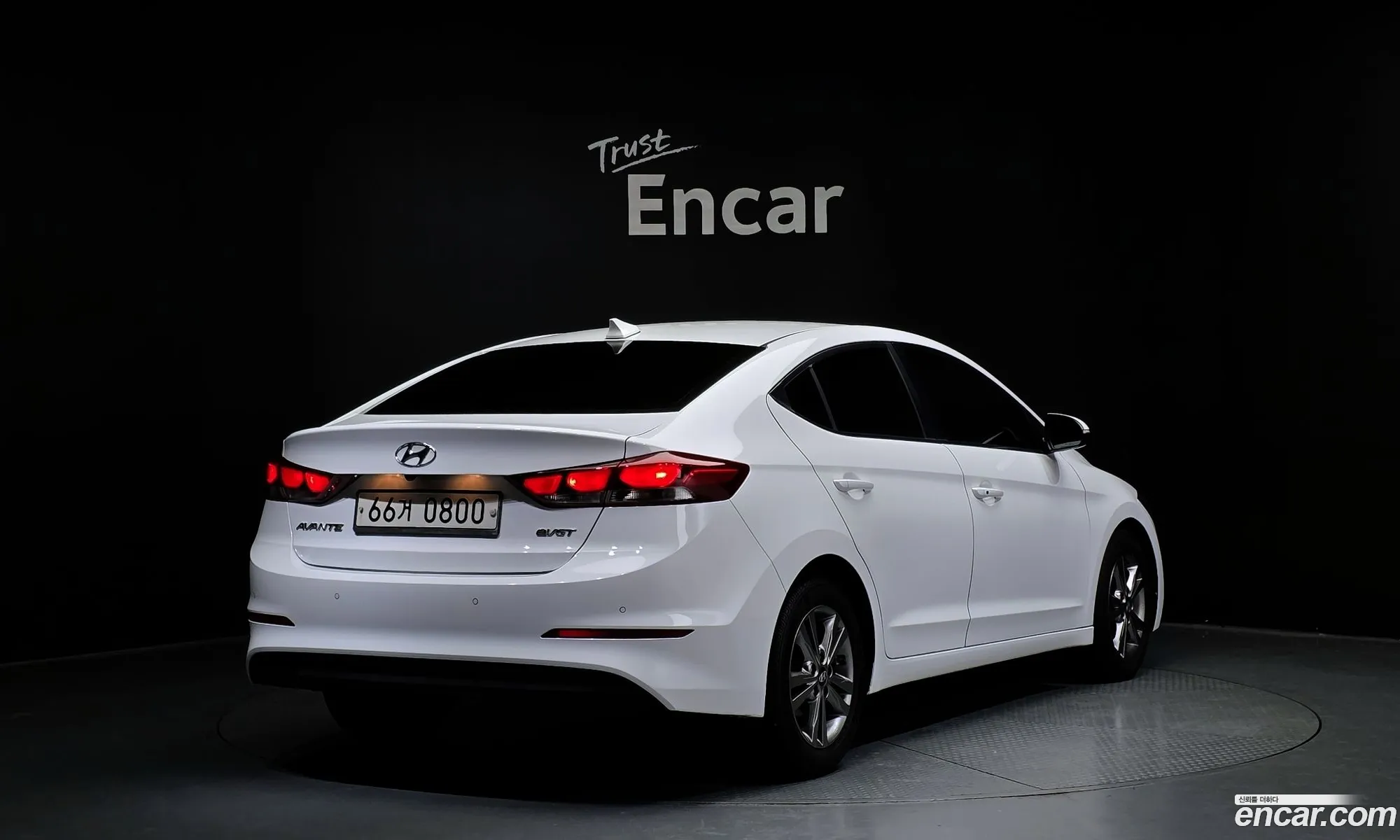 Hyundai Elantra AD 2015 — 4