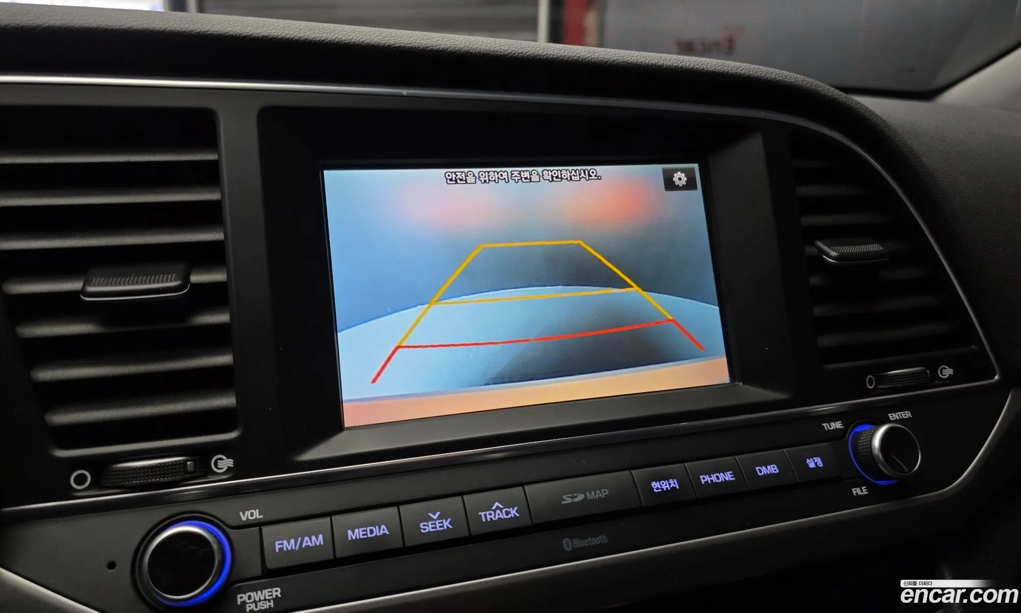 Hyundai Elantra AD 2015 — 15