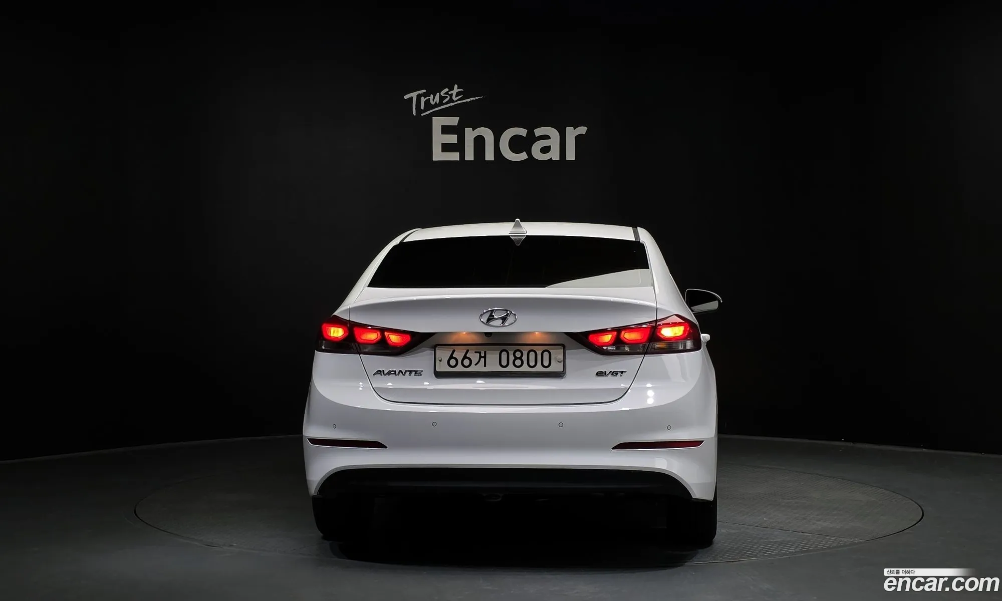 Hyundai Elantra AD 2015 — 2