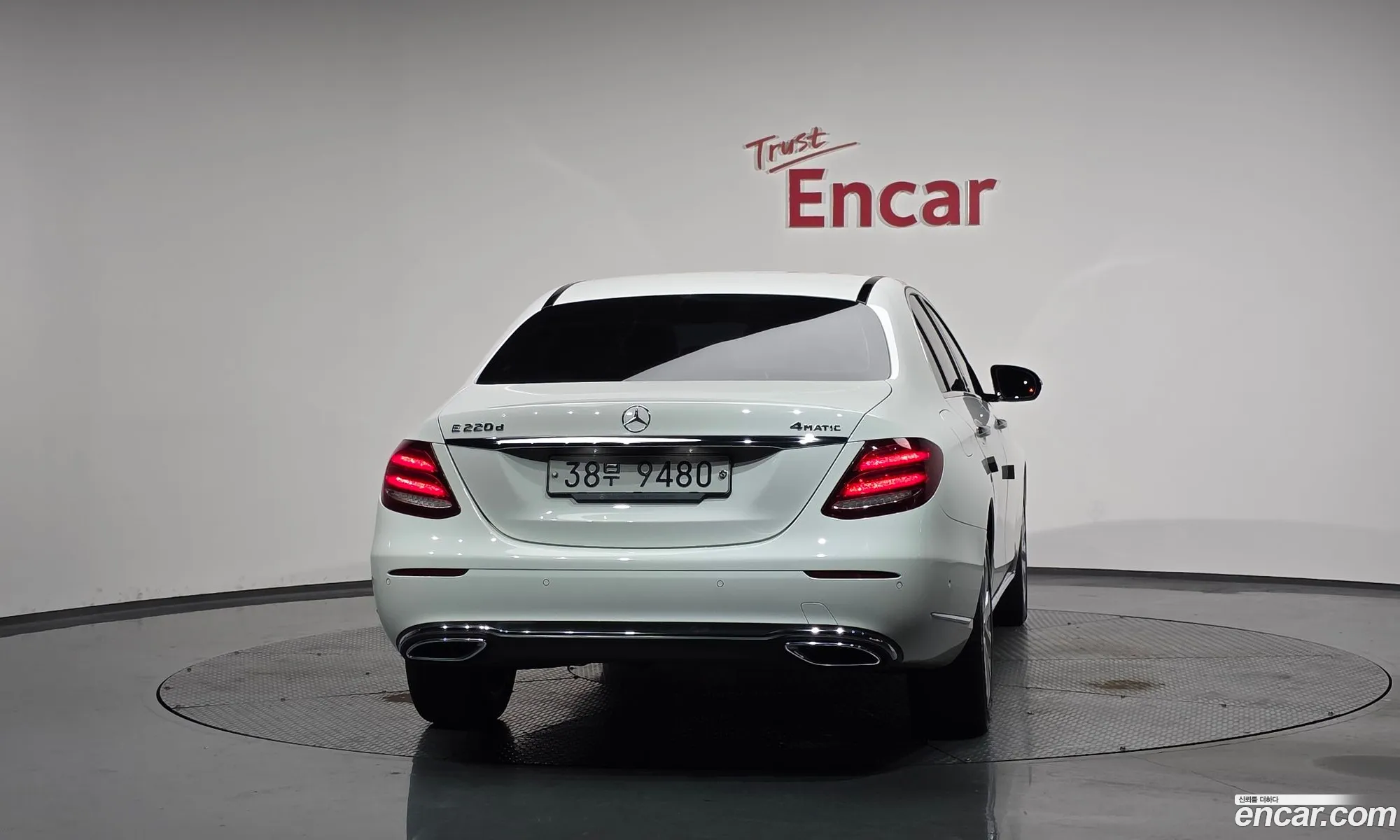Mercedes-Benz E-Class W213 2019 WDDZF0FB1KA526249 — 13