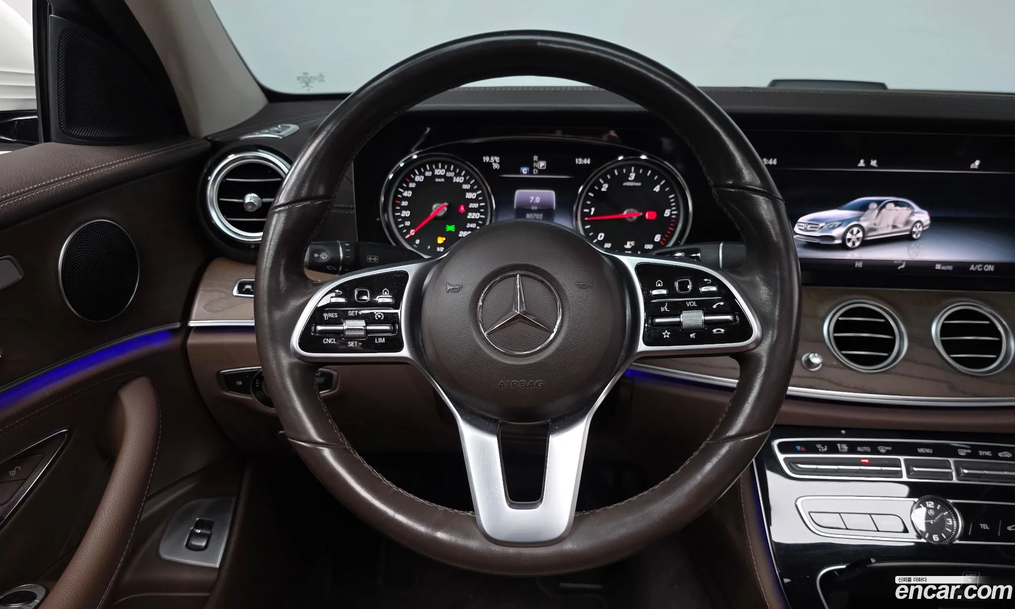 Mercedes-Benz E-Class W213 2019 WDDZF0FB1KA526249 — 6