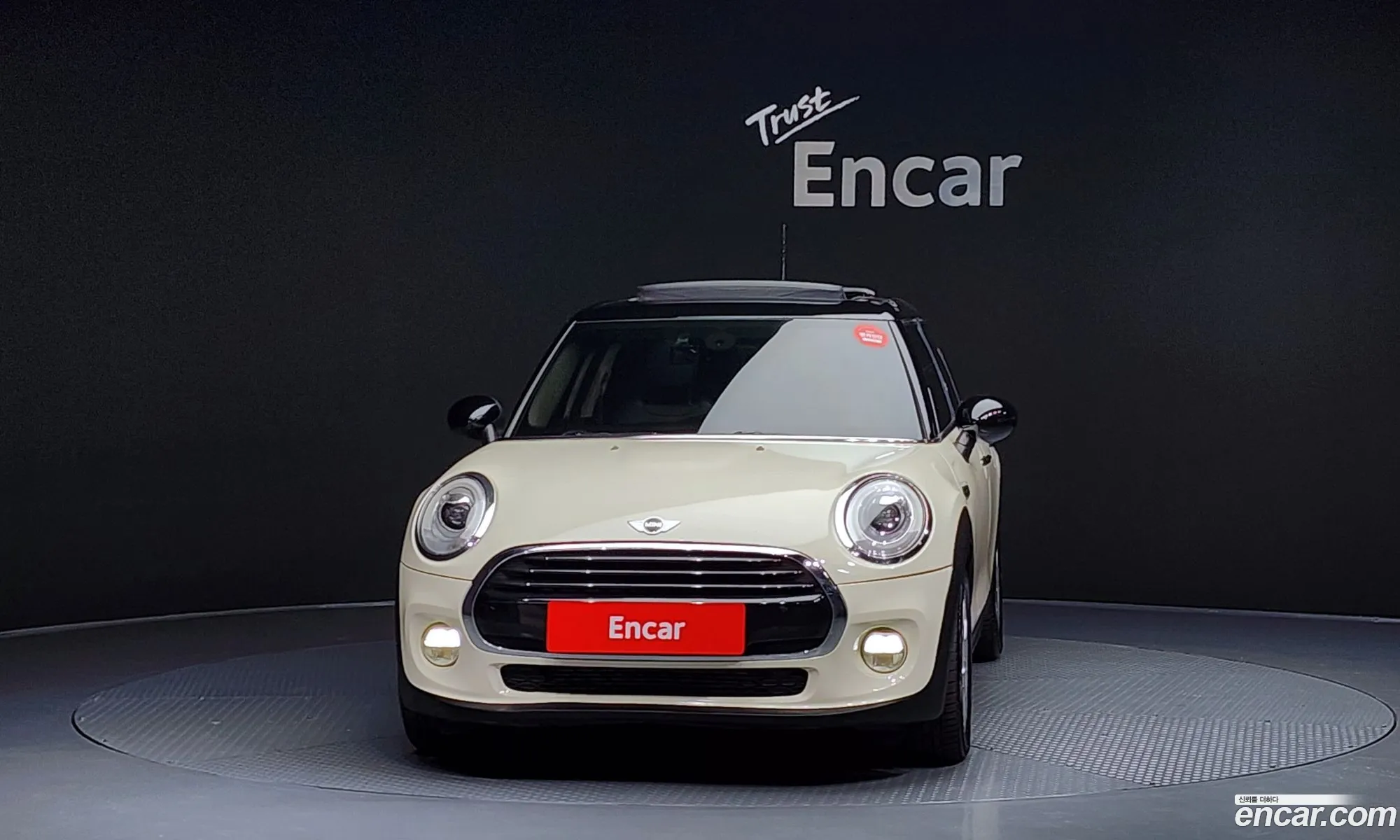 Mini Cooper D 2018 — 13