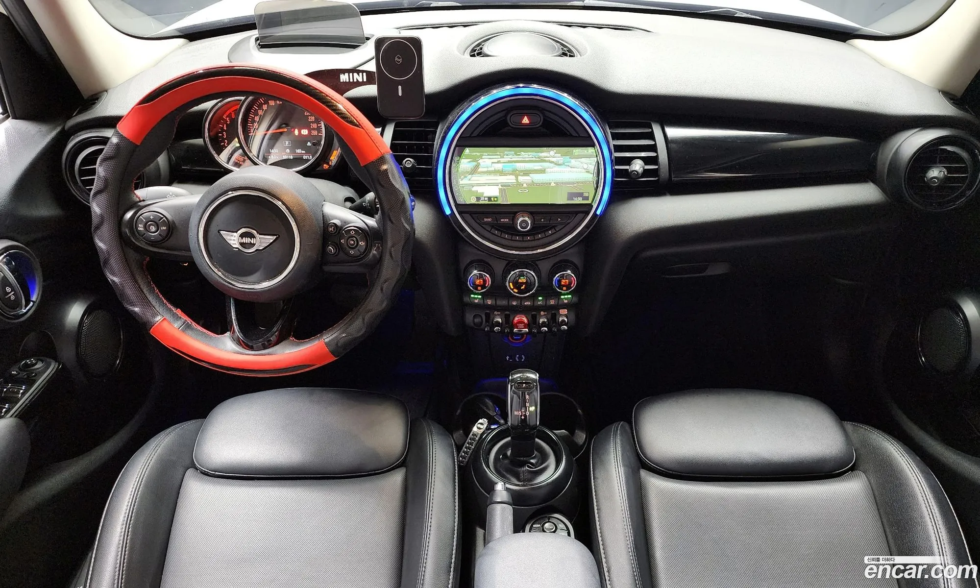 Mini Cooper D 2018 — 11